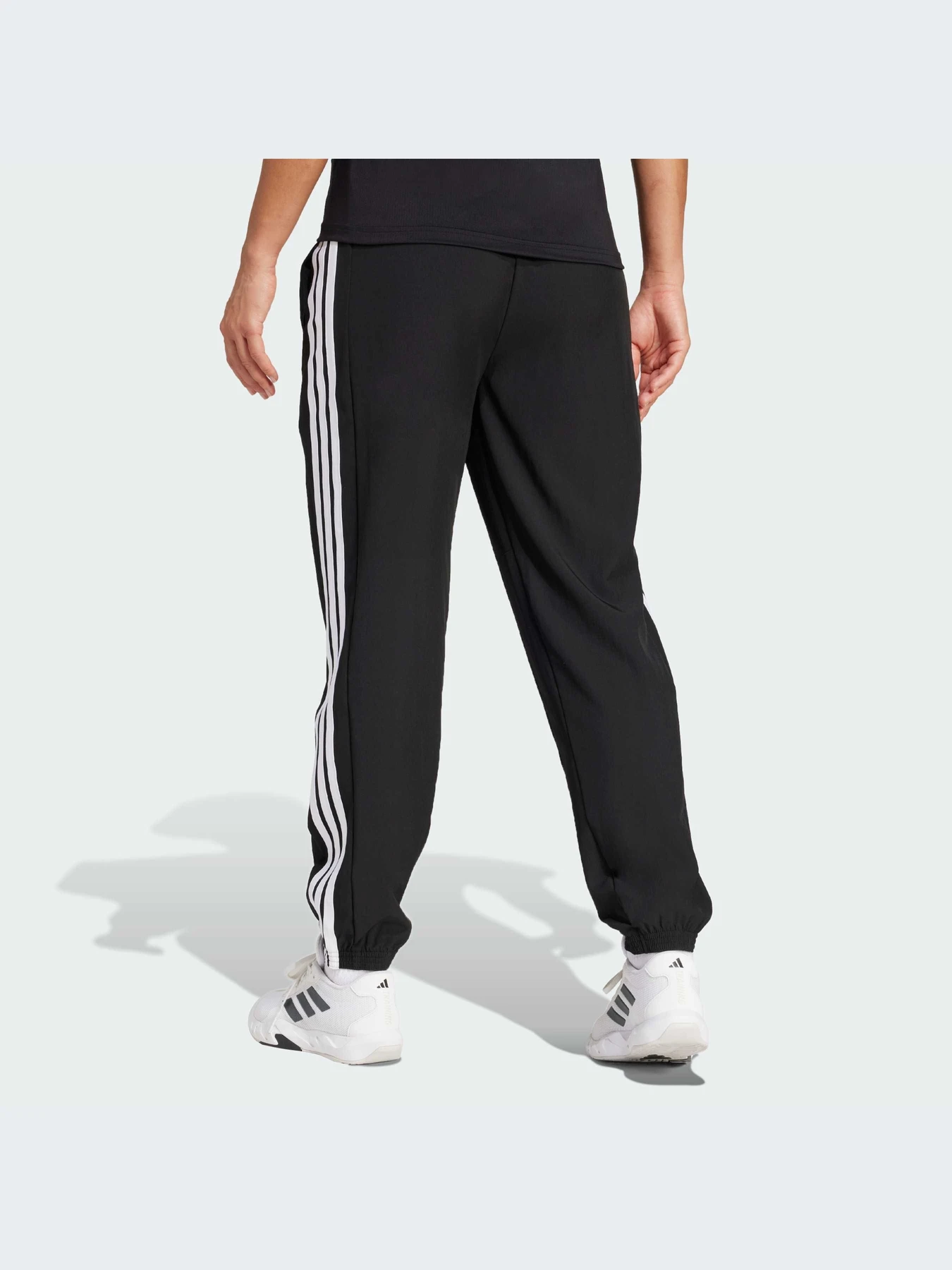 Брюки Adidas модель JI8313-KZ Брюки Adidas модель JI8313-KZ Фото