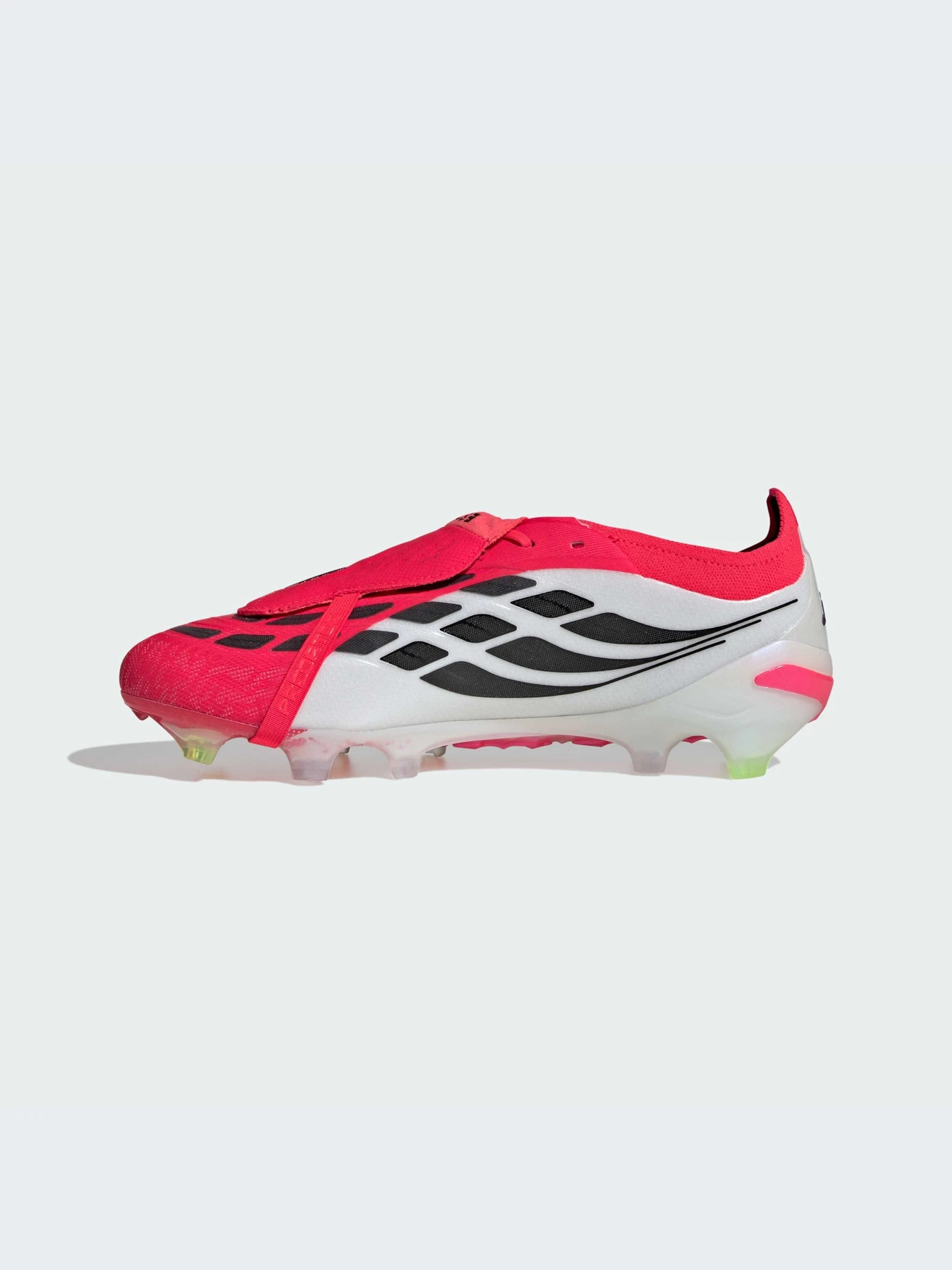 Кроссовки Adidas Predator модель JS0380-KZ Кроссовки Adidas Predator модель JS0380-KZ Фото