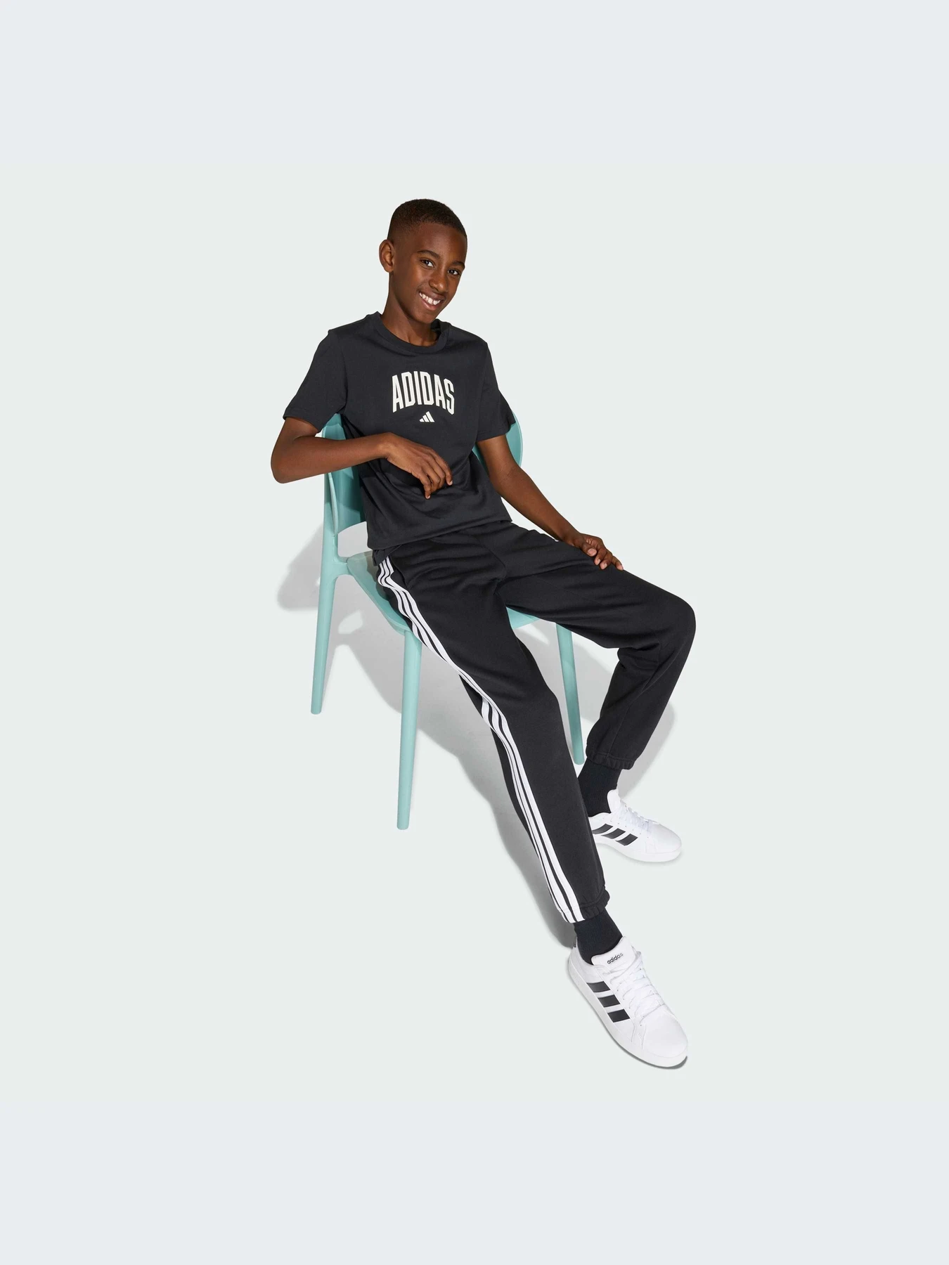 Футболки и поло Adidas модель KE1348-KZ Футболки и поло Adidas модель KE1348-KZ Фото