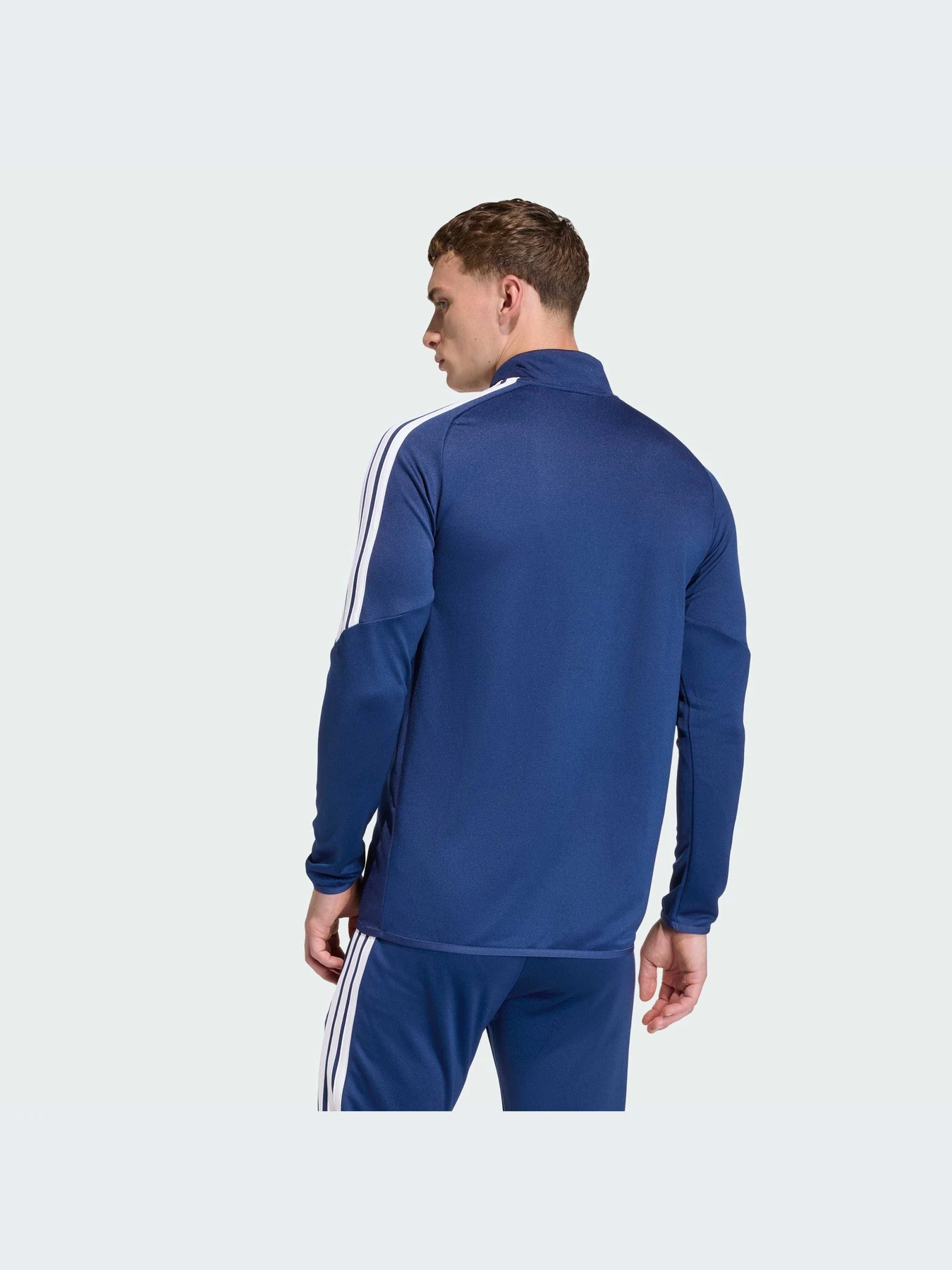 Худи и свитшоты Adidas Tiro модель JY9695-KZ Худи и свитшоты Adidas Tiro модель JY9695-KZ Фото