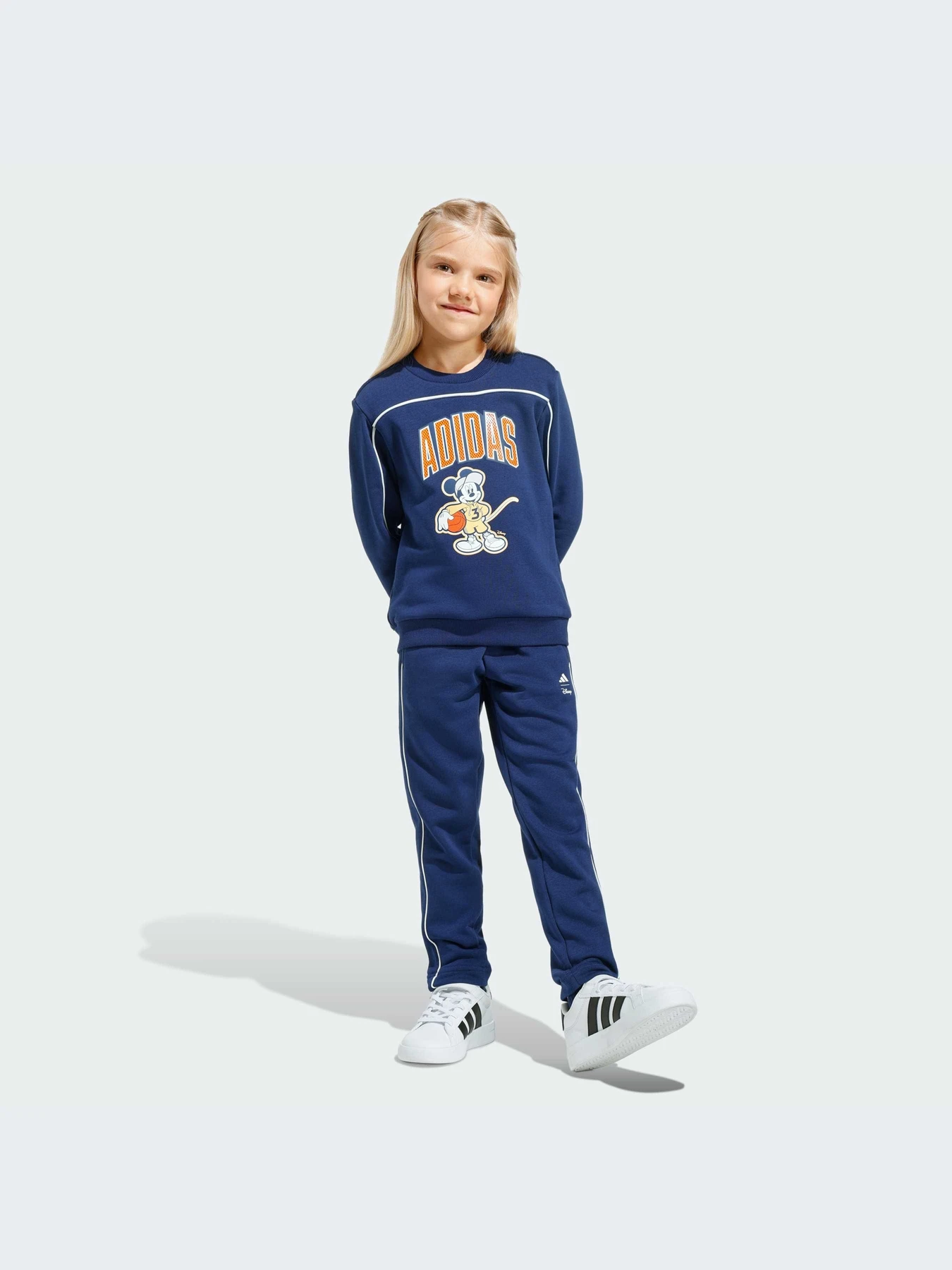 Костюмы Adidas модель JZ3560-KZ Костюмы Adidas модель JZ3560-KZ Фото