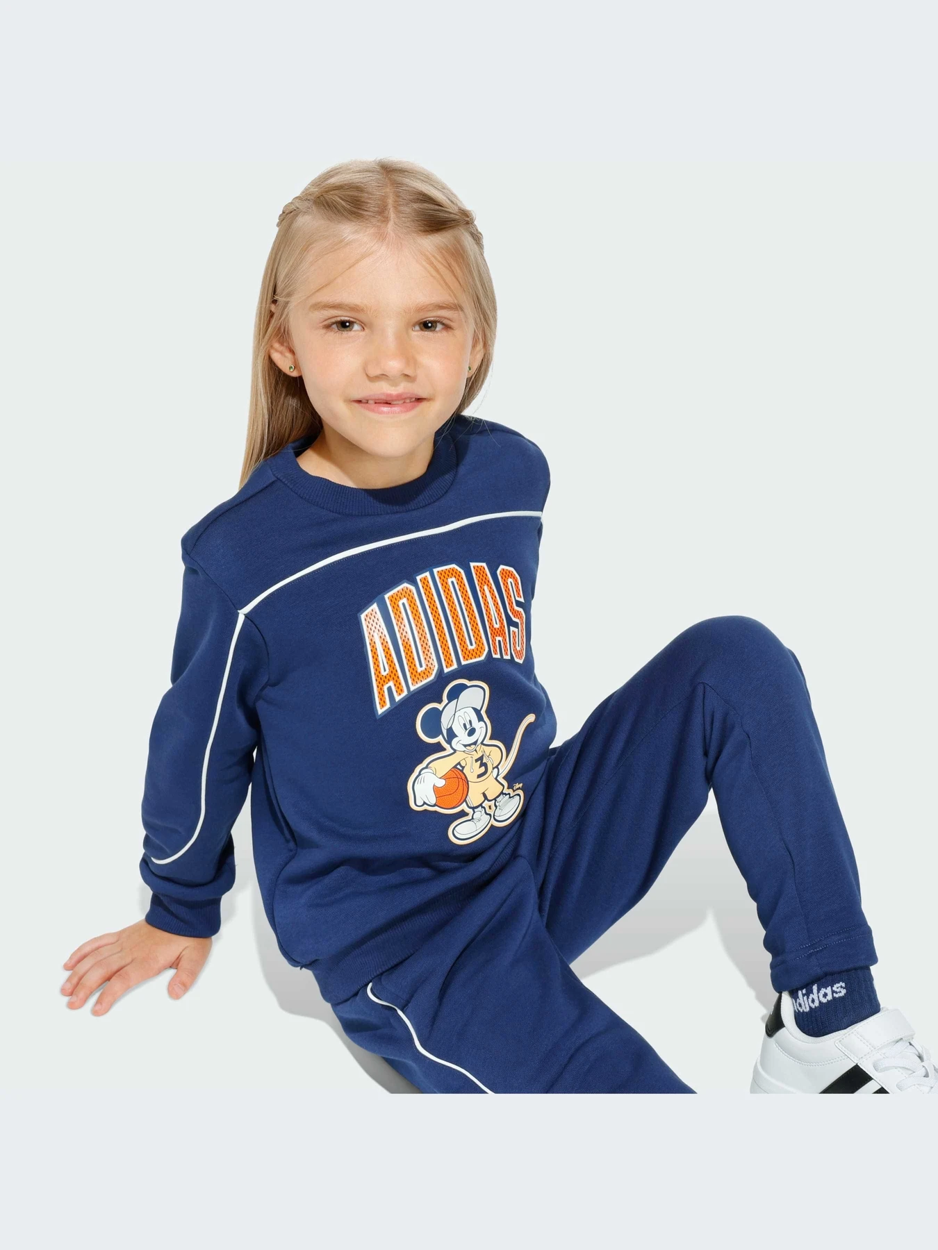 Костюмы Adidas модель JZ3560-KZ Костюмы Adidas модель JZ3560-KZ Фото