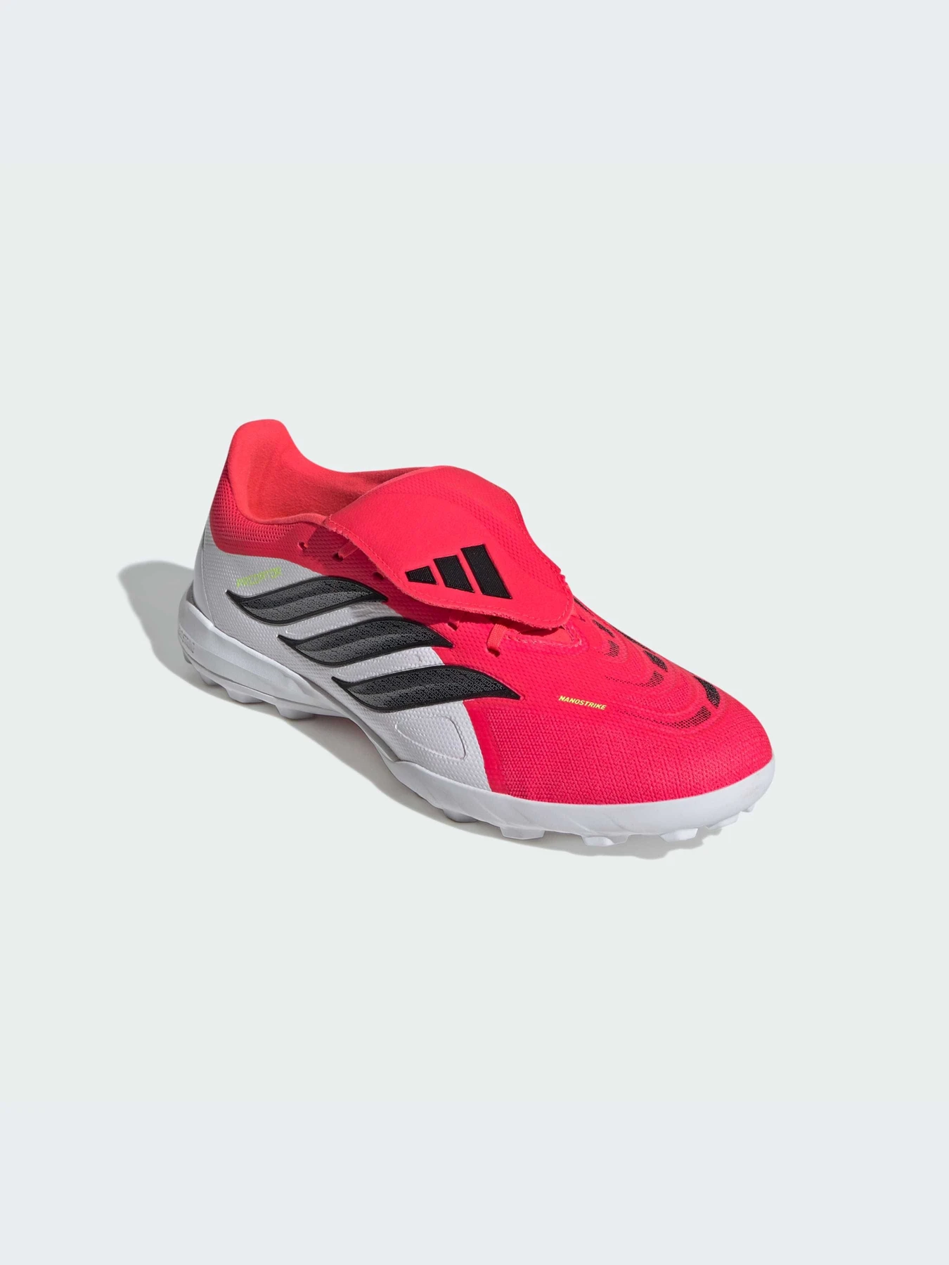 Кроссовки Adidas Predator модель JR7873-KZ Кроссовки Adidas Predator модель JR7873-KZ Фото