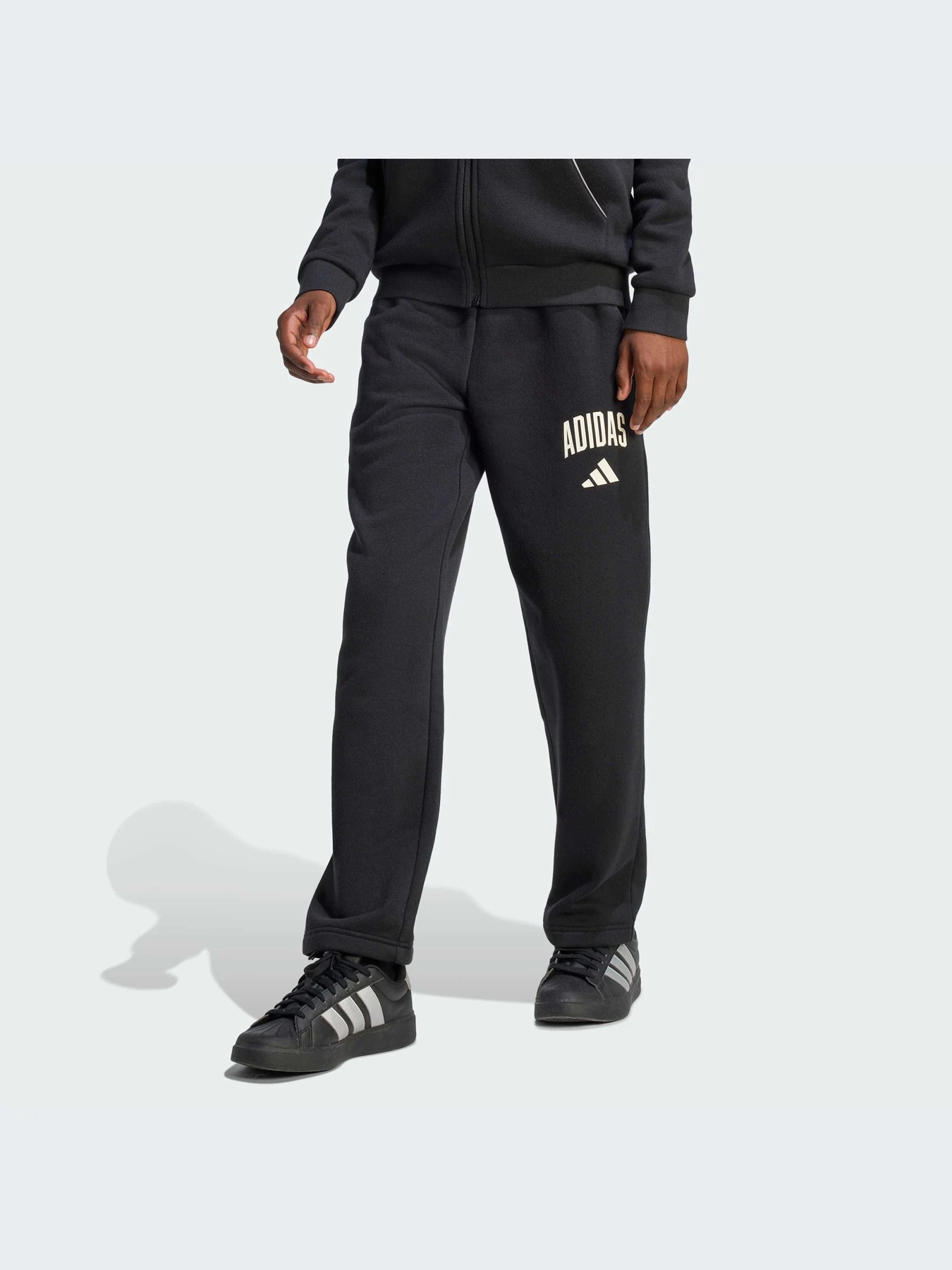 Брюки Adidas модель KC4573-KZ Брюки Adidas модель KC4573-KZ Фото