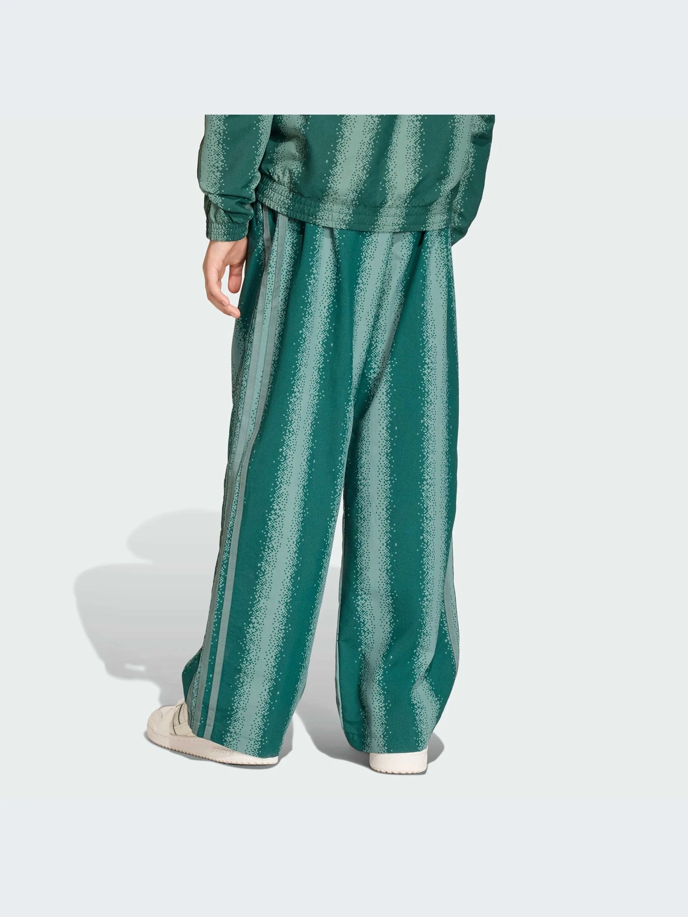 Брюки Adidas модель KE2755-KZ Брюки Adidas модель KE2755-KZ Фото