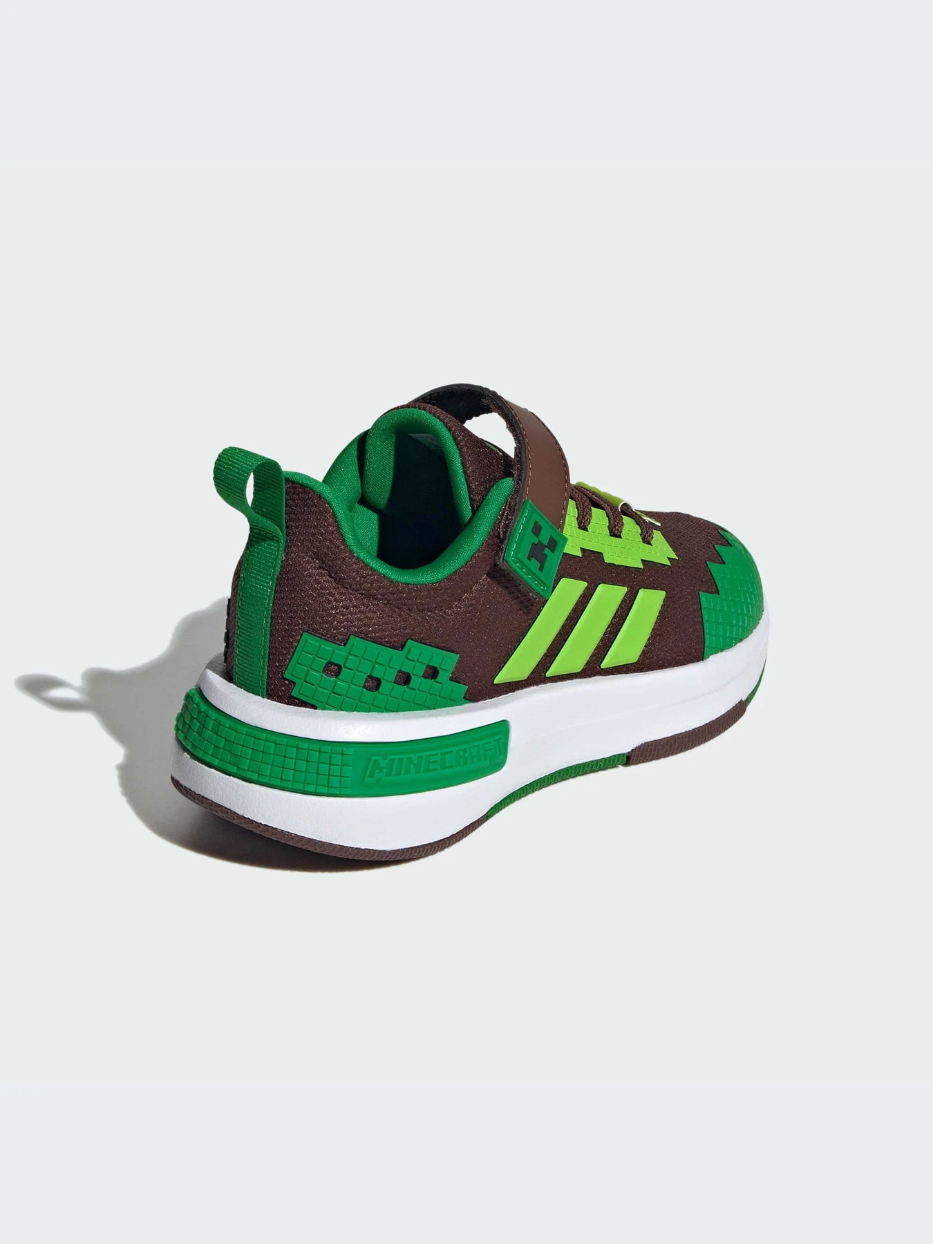 Кроссовки Adidas модель JR1969-KZ Кроссовки Adidas модель JR1969-KZ Фото