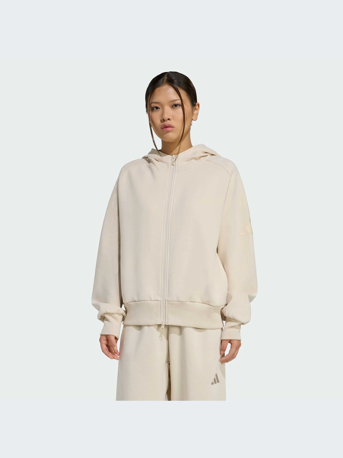 Худи и свитшоты Adidas модель KT0443-KZ Худи и свитшоты Adidas модель KT0443-KZ Фото