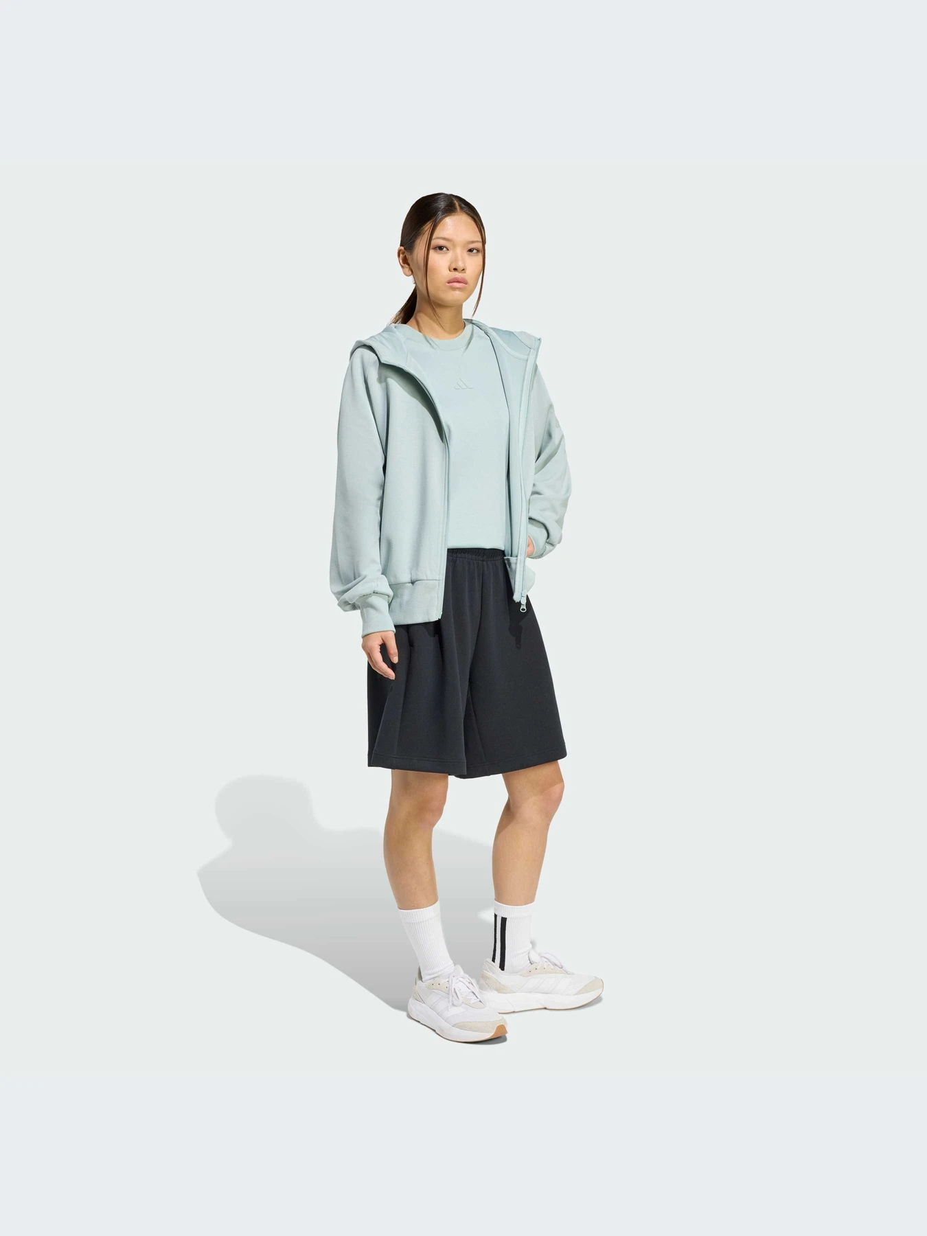 Худи и свитшоты Adidas модель KE9145-KZ Худи и свитшоты Adidas модель KE9145-KZ Фото