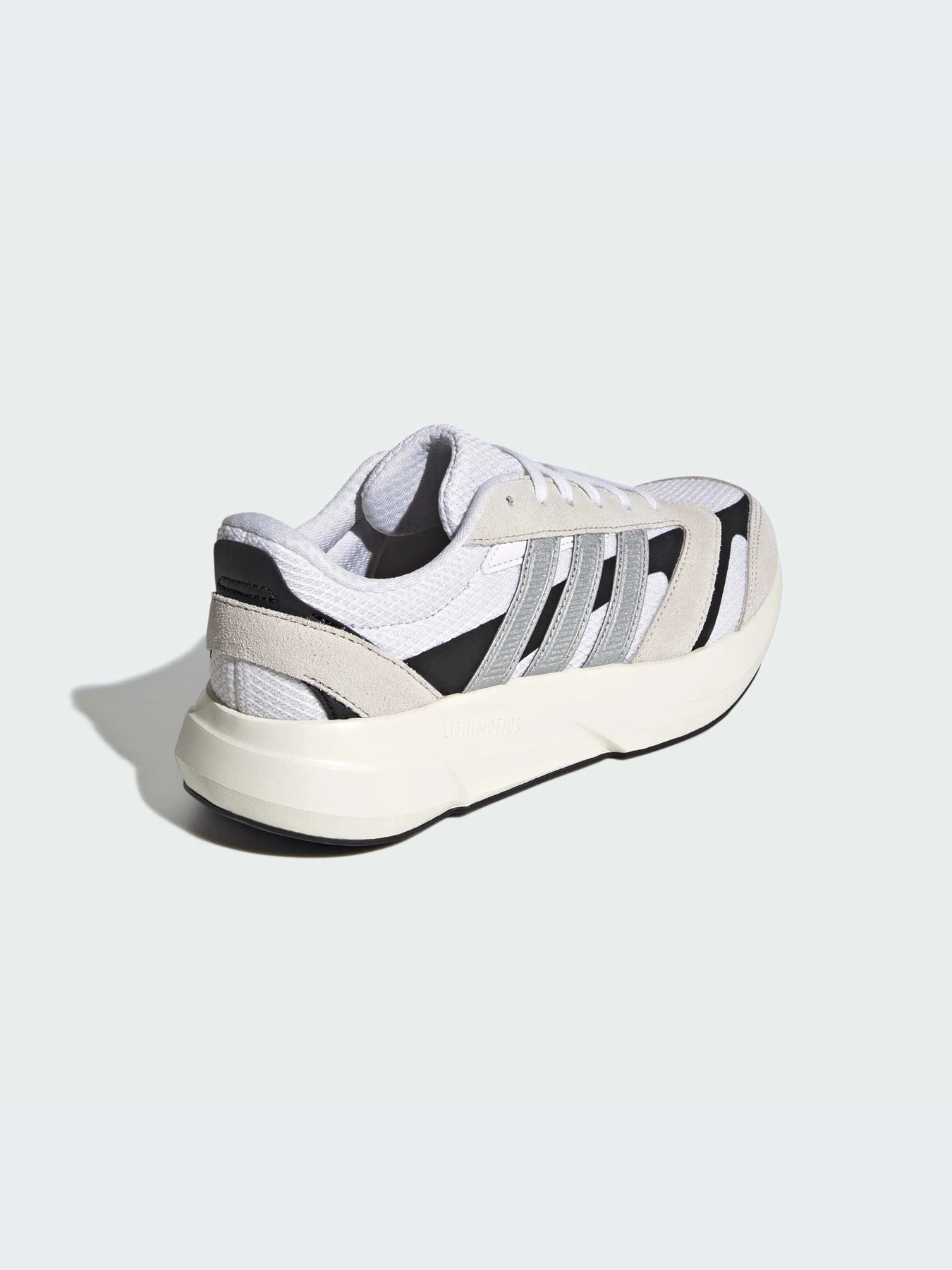 Кроссовки Adidas модель JQ9639-KZ Кроссовки Adidas модель JQ9639-KZ Фото