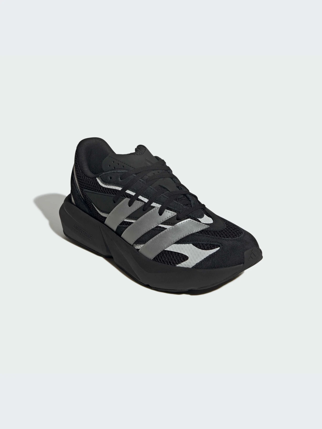 Кроссовки Adidas модель JQ7199-KZ Кроссовки Adidas модель JQ7199-KZ Фото