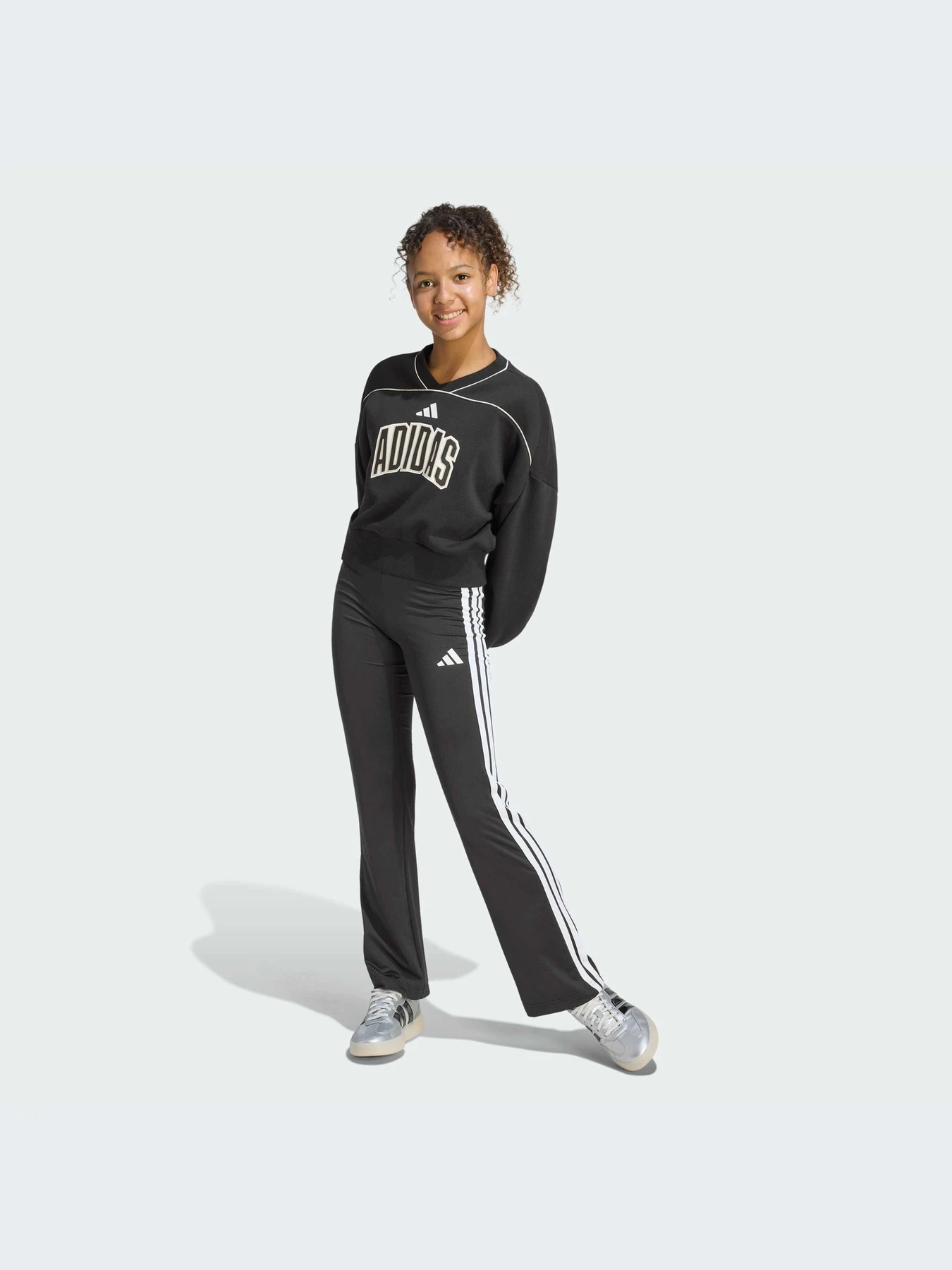 Худи и свитшоты Adidas модель KB7029-KZ Худи и свитшоты Adidas модель KB7029-KZ Фото