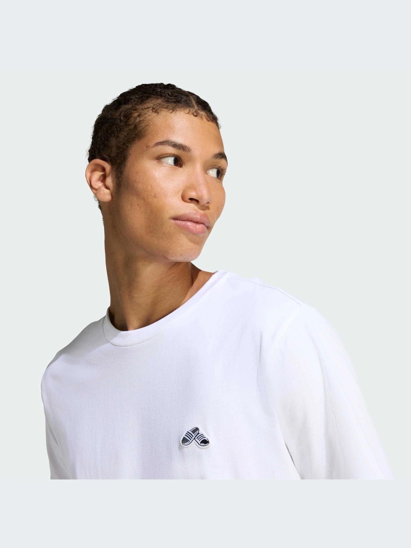 Футболки и поло Adidas модель JZ4995-KZ Футболки и поло Adidas модель JZ4995-KZ Фото