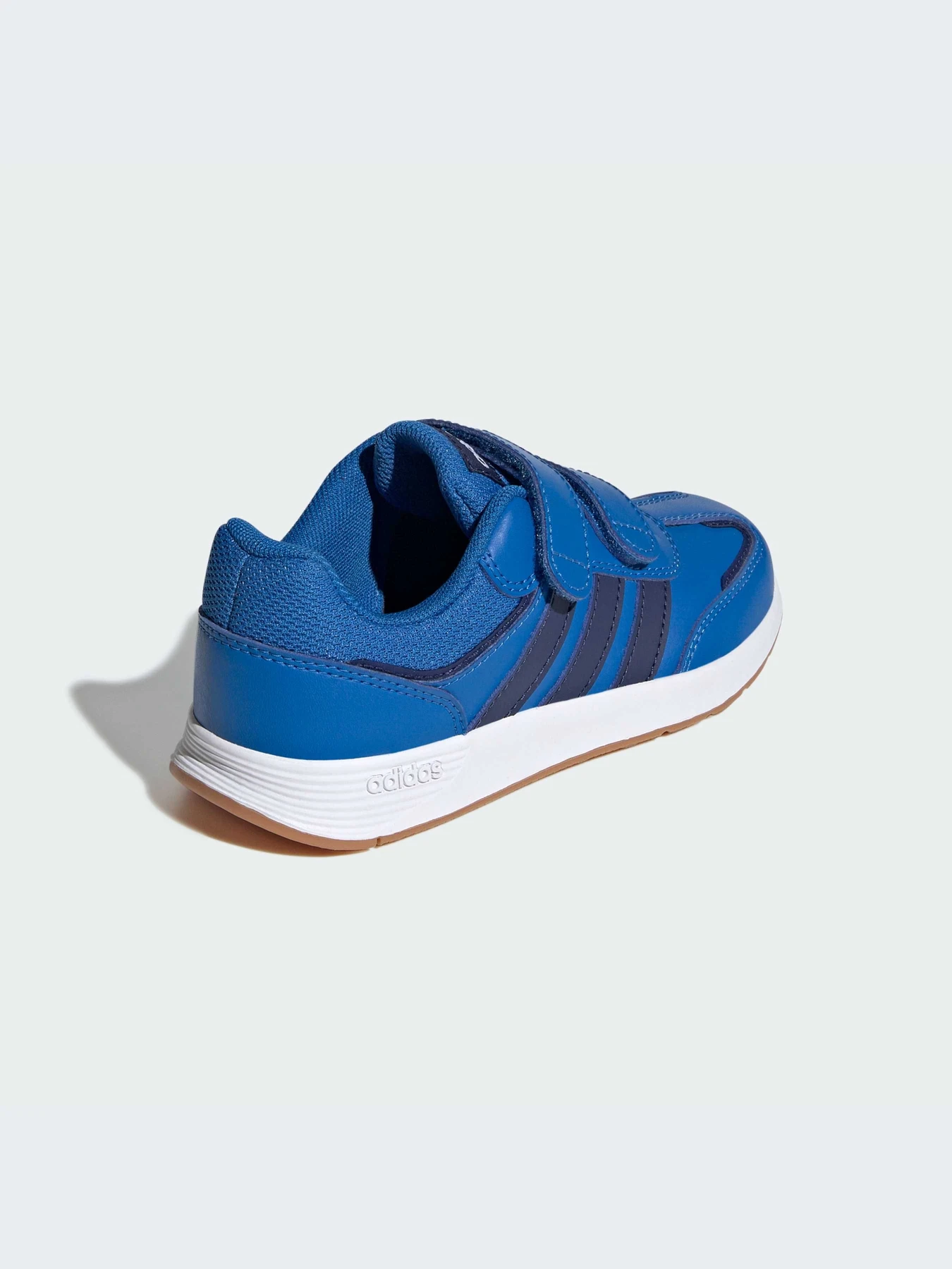 Кроссовки Adidas модель JQ8090-KZ Кроссовки Adidas модель JQ8090-KZ Фото