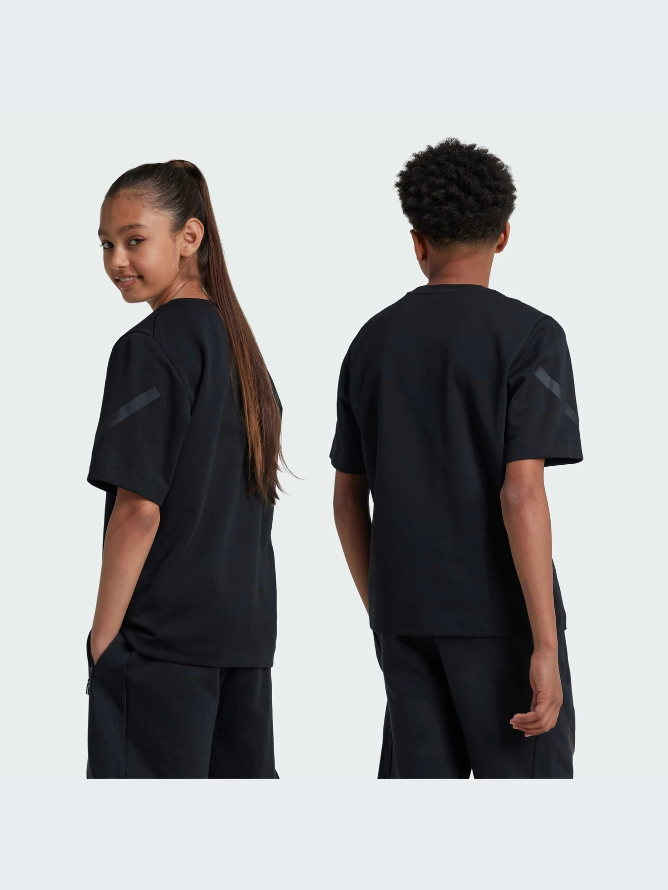 Футболки и поло Adidas ZNE модель JF2499-KZ Футболки и поло Adidas ZNE модель JF2499-KZ Фото