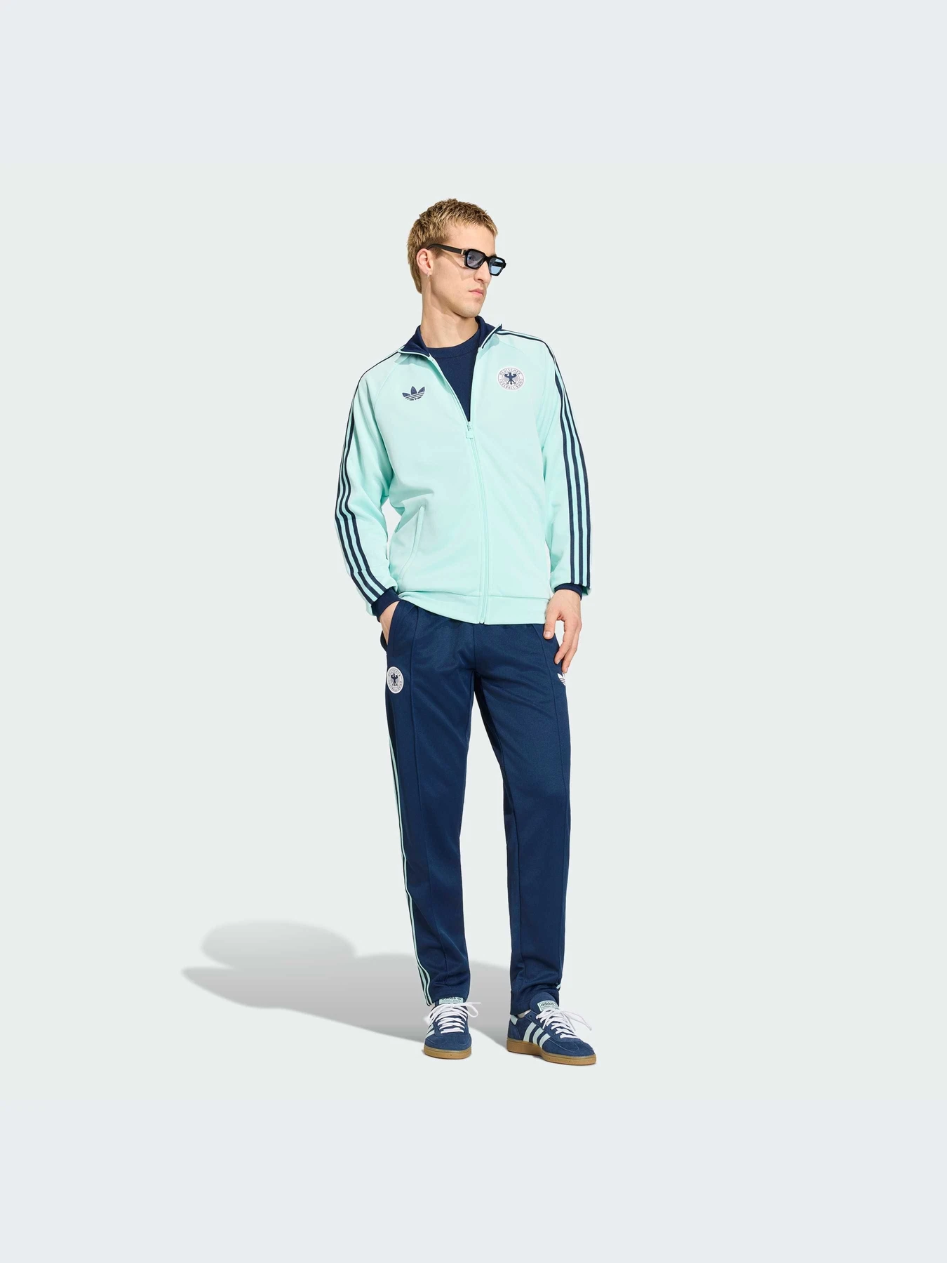 Брюки Adidas модель JZ9341-KZ Брюки Adidas модель JZ9341-KZ Фото