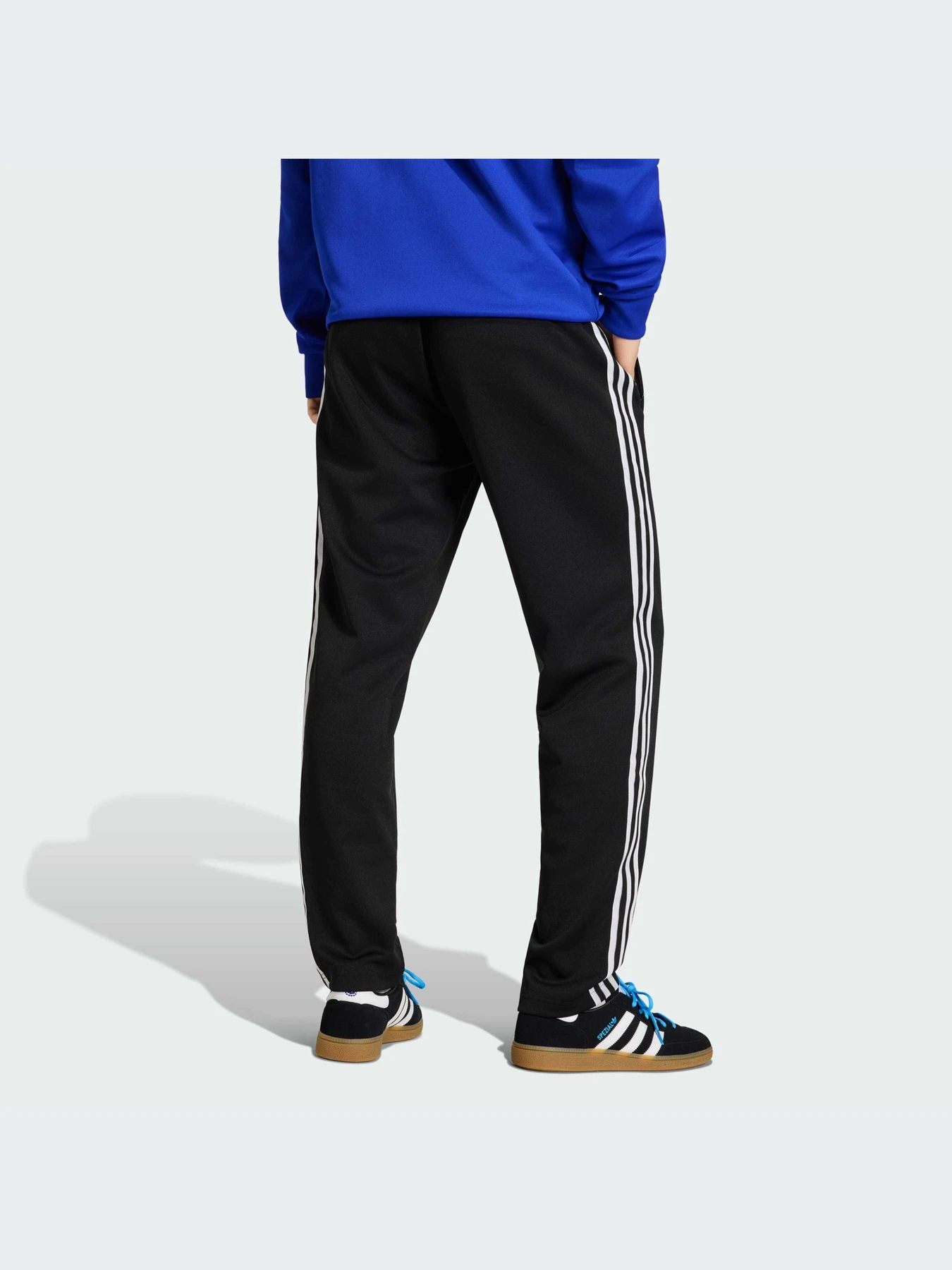 Брюки Adidas модель JZ6306-KZ Брюки Adidas модель JZ6306-KZ Фото