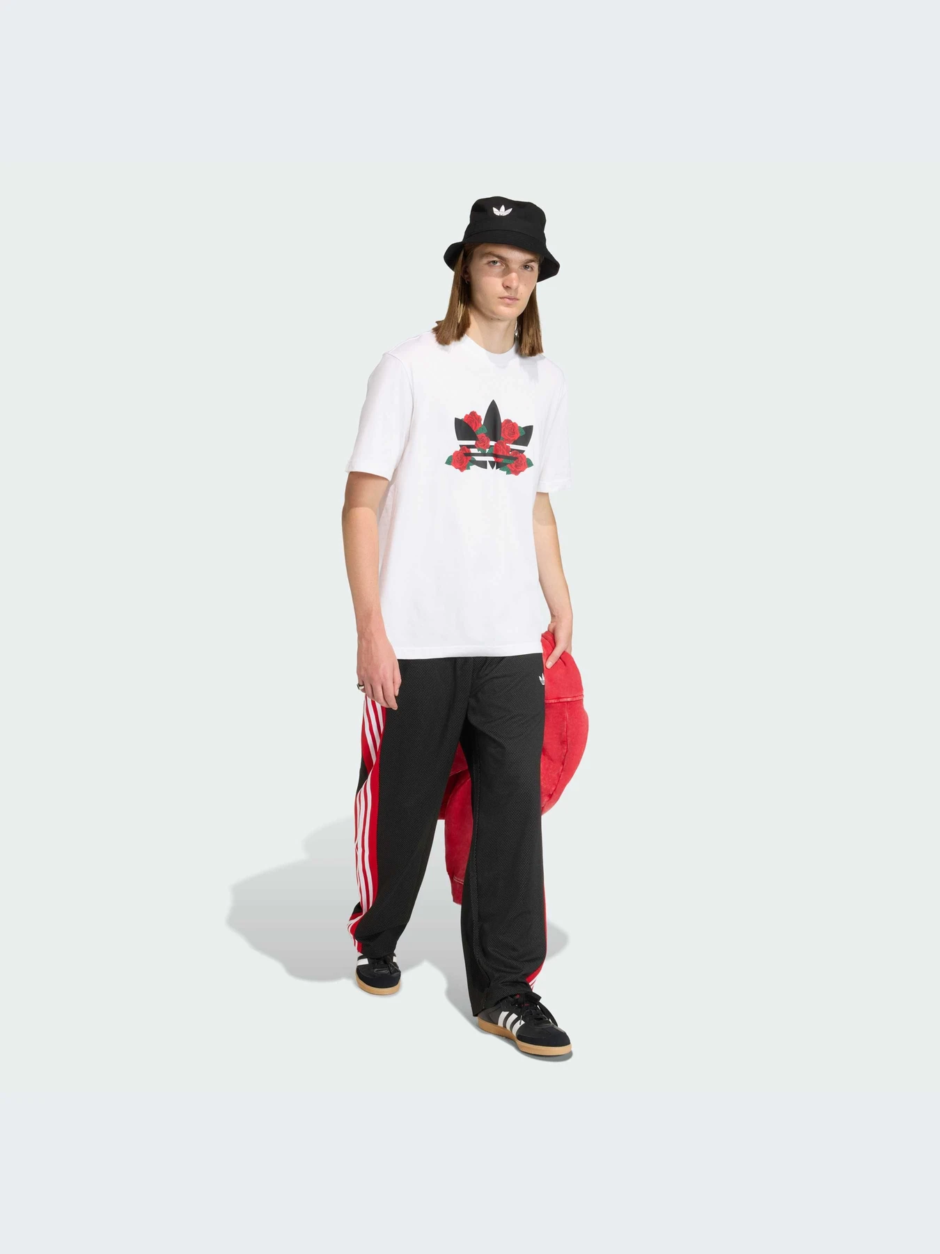 Футболки и поло Adidas Graphics модель KS7614-KZ Футболки и поло Adidas Graphics модель KS7614-KZ Фото