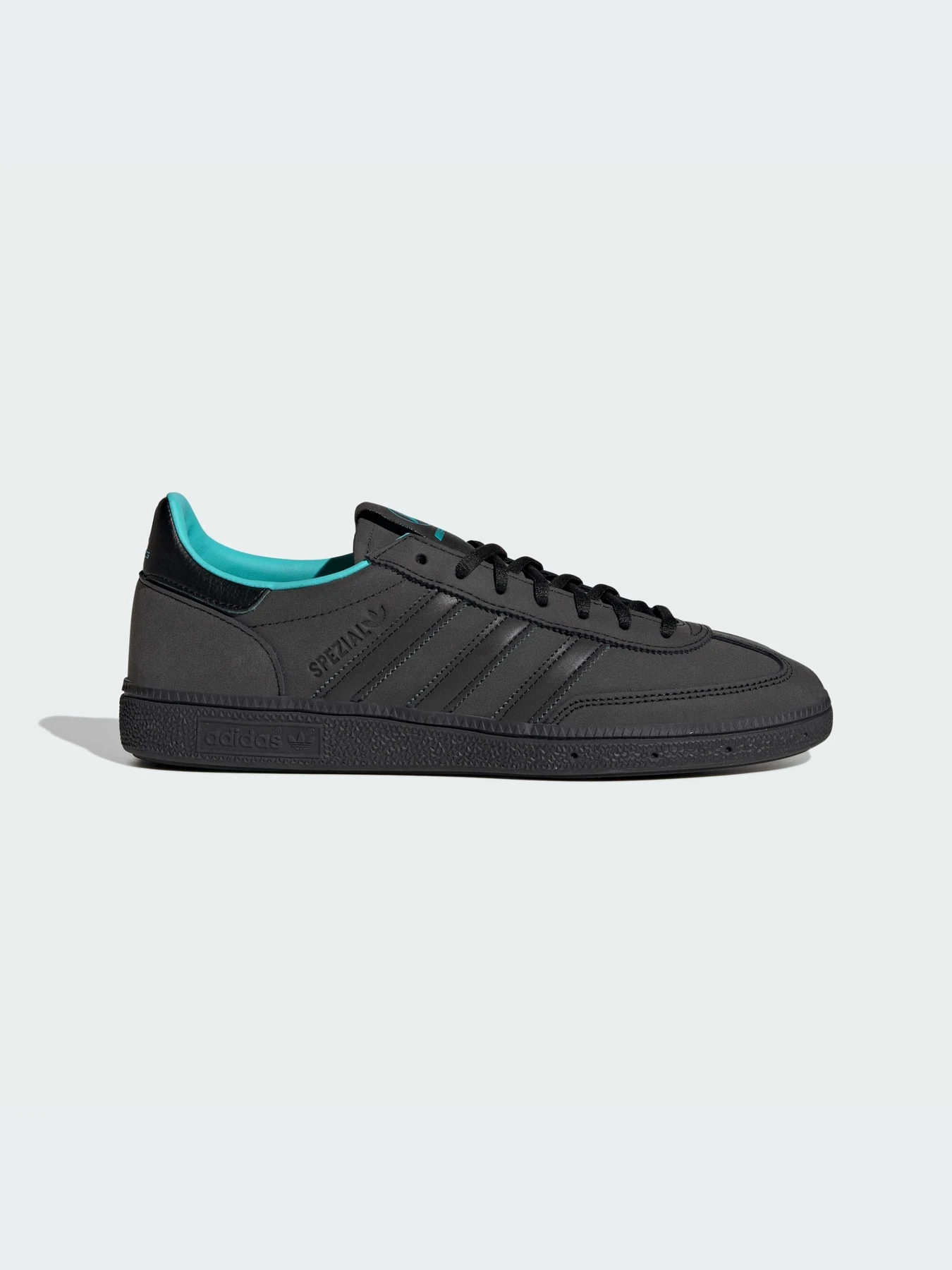 Кроссовки Adidas модель KJ1195-KZ Кроссовки Adidas модель KJ1195-KZ Фото