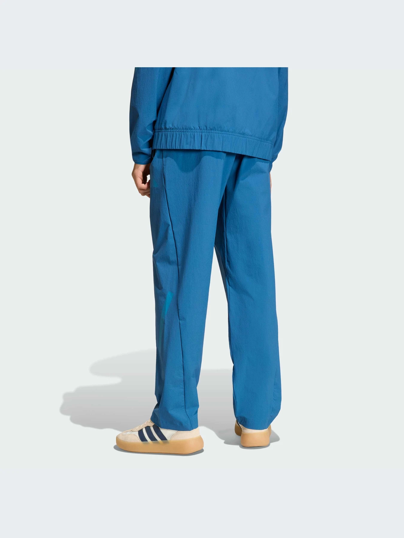 Брюки Adidas ZNE модель KG0996-KZ Брюки Adidas ZNE модель KG0996-KZ Фото