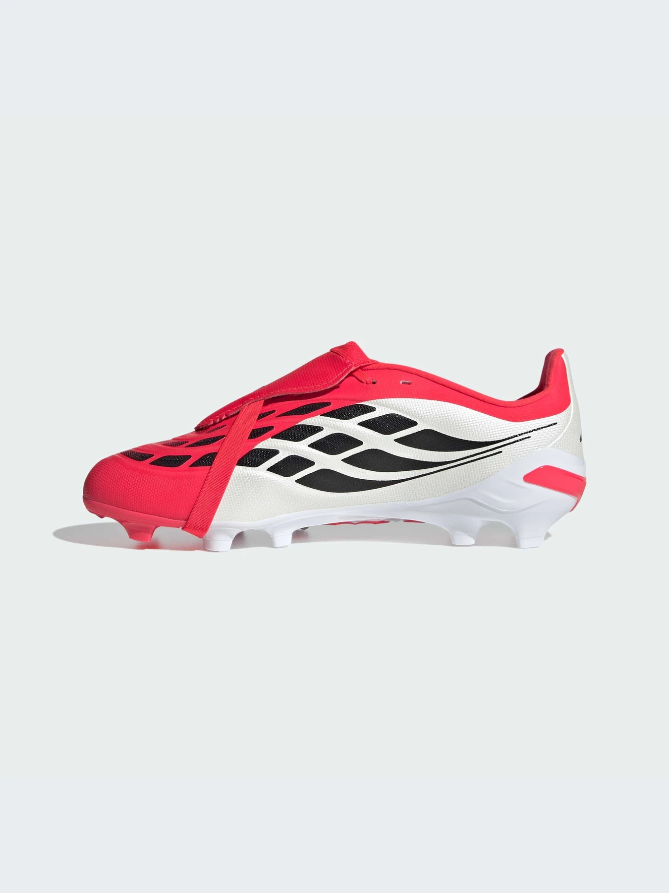 Кроссовки Adidas Predator модель JR7925-KZ Кроссовки Adidas Predator модель JR7925-KZ Фото
