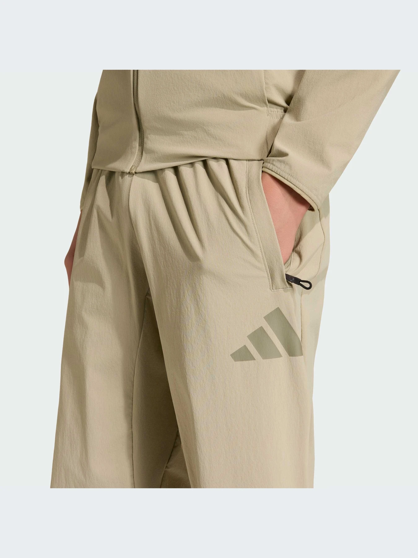 Брюки Adidas ZNE модель KC1957-KZ Брюки Adidas ZNE модель KC1957-KZ Фото
