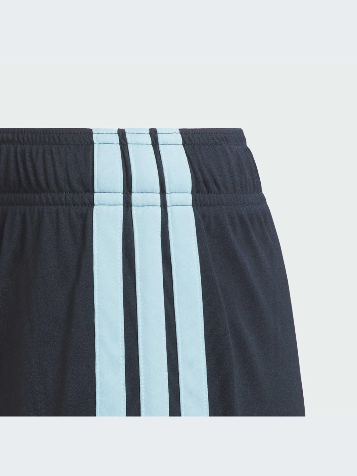 Шорты Adidas модель KA8113-KZ Шорты Adidas модель KA8113-KZ Фото
