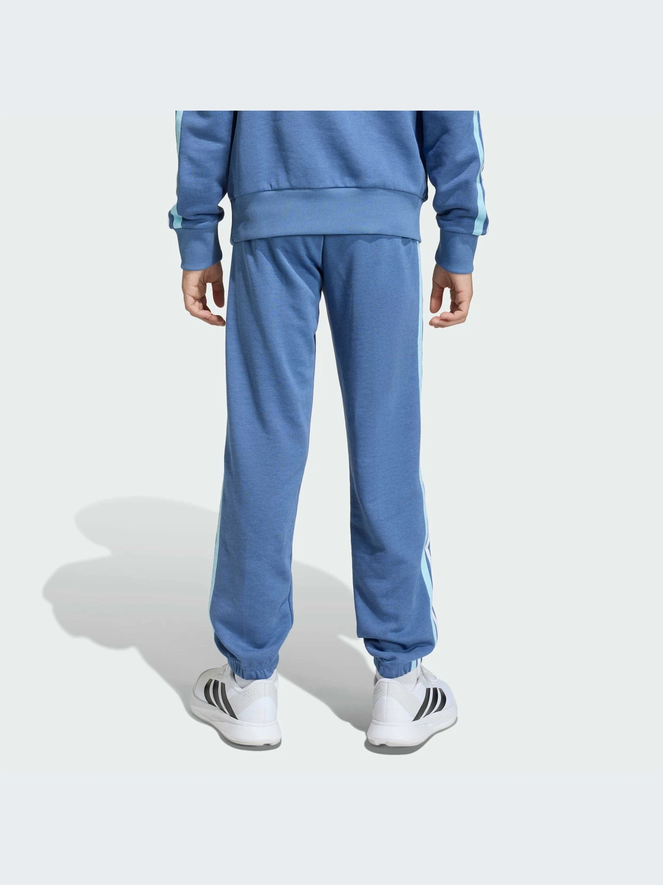 Брюки Adidas модель JZ6303-KZ Брюки Adidas модель JZ6303-KZ Фото
