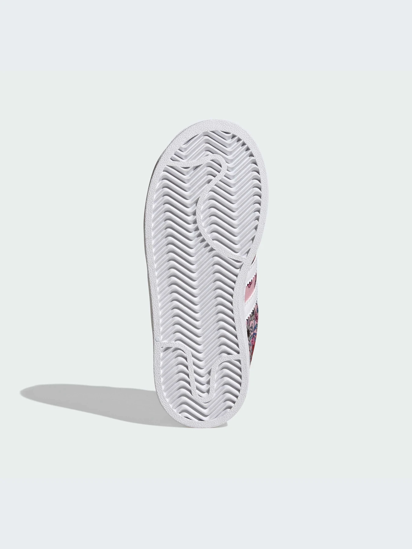 Кроссовки Adidas Superstar модель JQ2004-KZ Кроссовки Adidas Superstar модель JQ2004-KZ Фото