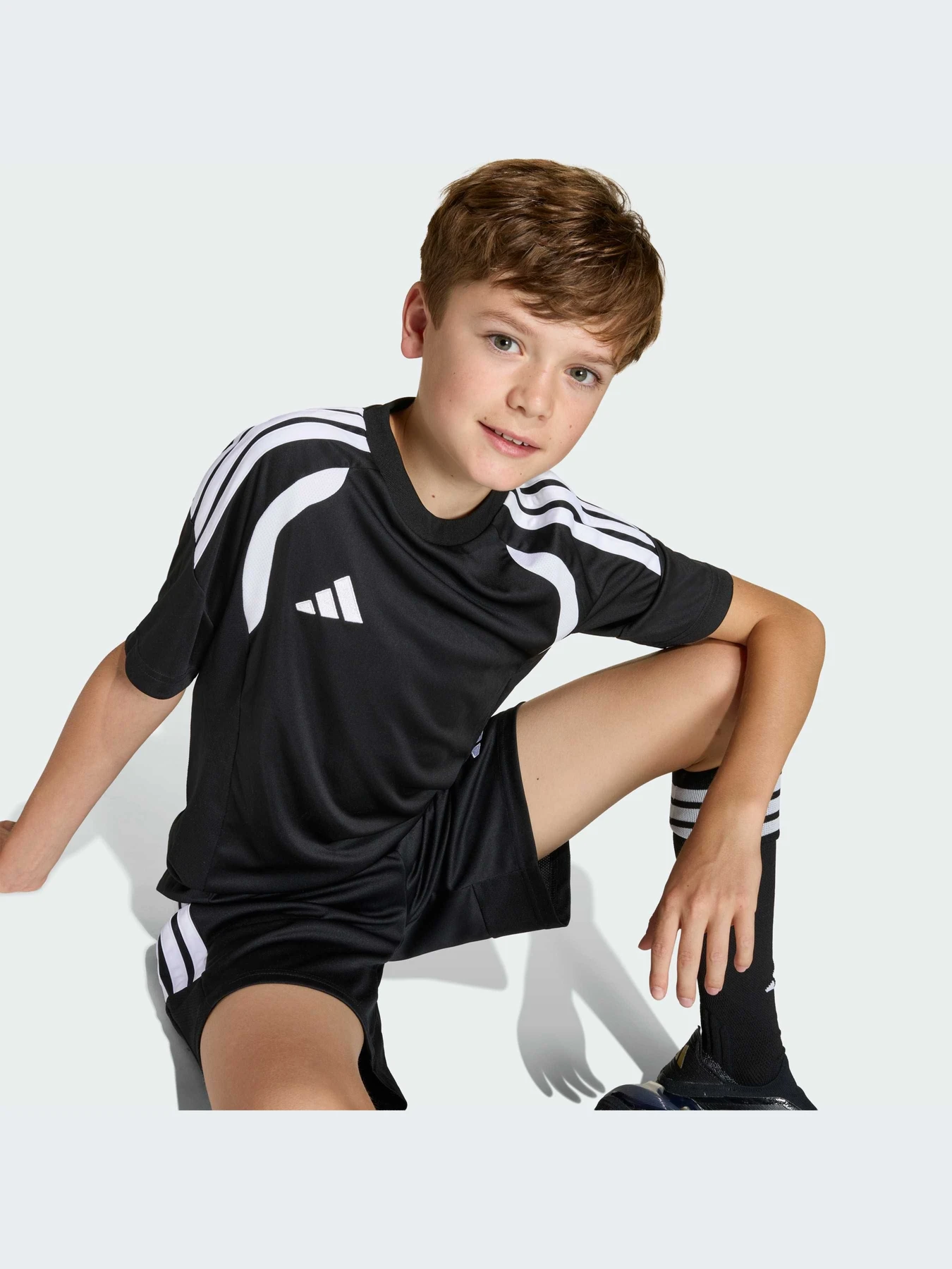 Футболки и поло Adidas Tiro модель KB1319-KZ Футболки и поло Adidas Tiro модель KB1319-KZ Фото