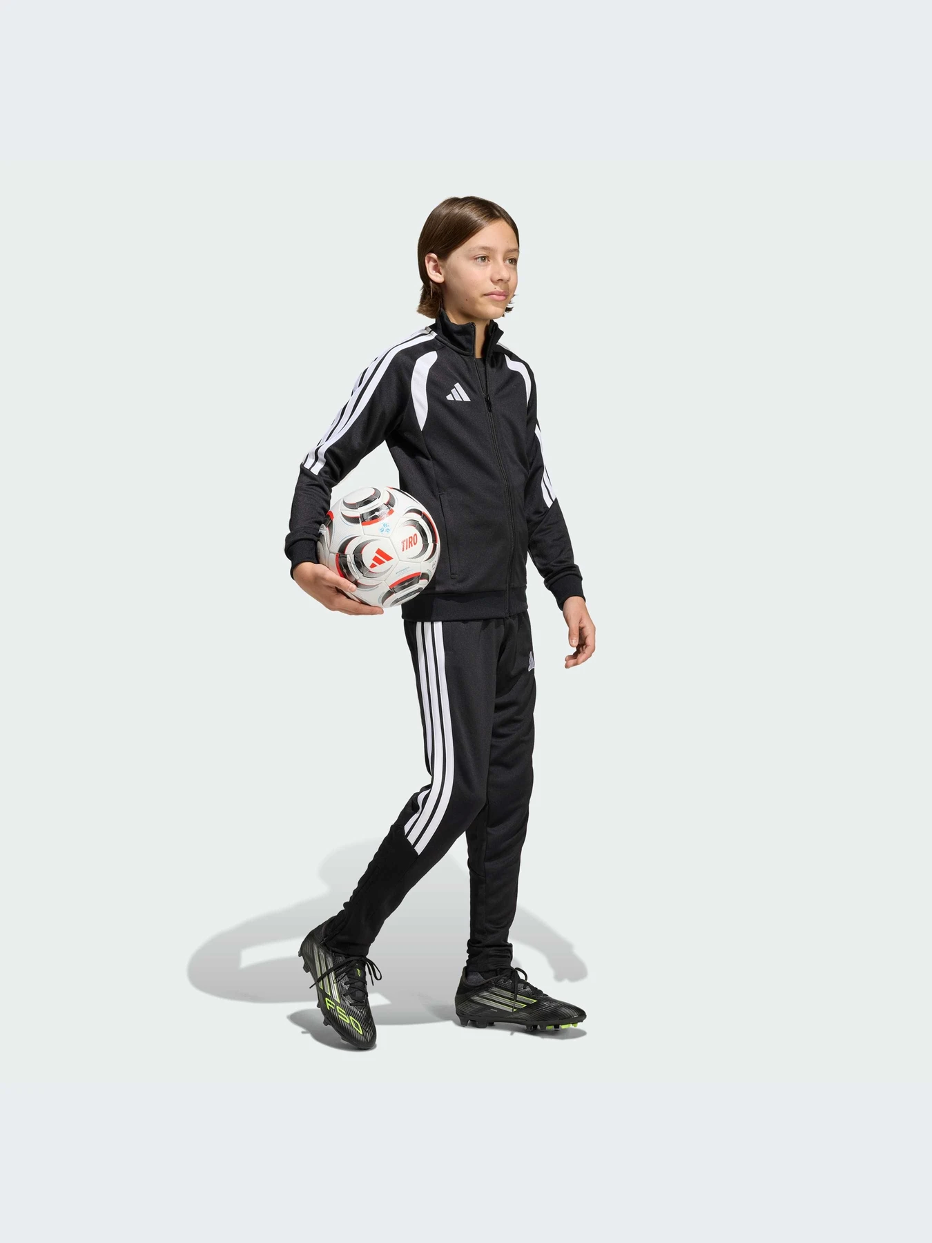 Брюки Adidas Tiro модель JY9680-KZ Брюки Adidas Tiro модель JY9680-KZ Фото