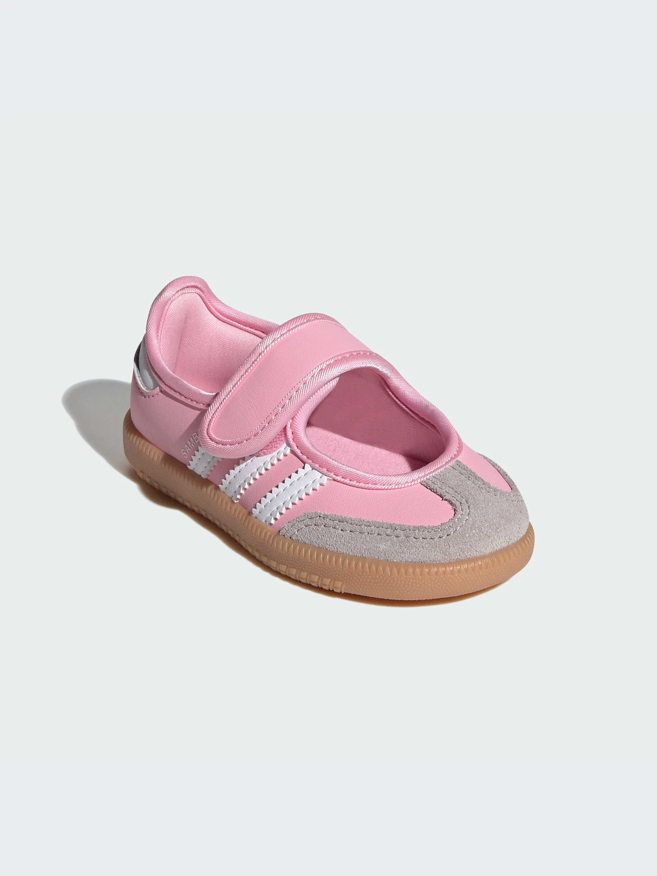Кроссовки Adidas модель JP9543-KZ Кроссовки Adidas модель JP9543-KZ Фото