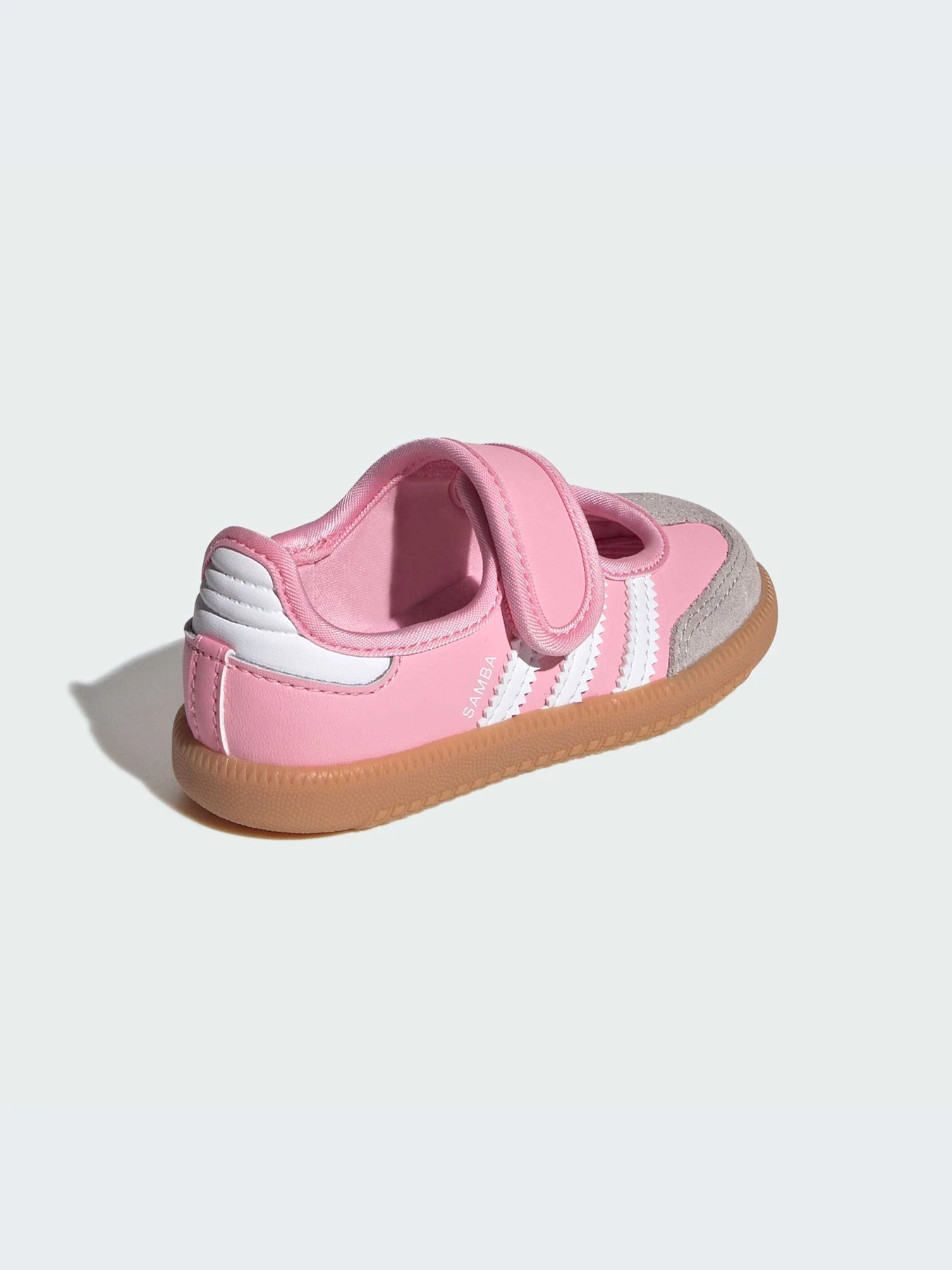 Кроссовки Adidas модель JP9543-KZ Кроссовки Adidas модель JP9543-KZ Фото