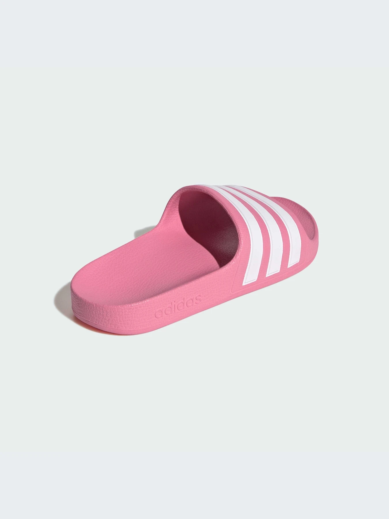 Шлёпанцы Adidas Adilette модель JS2496-KZ Шлёпанцы Adidas Adilette модель JS2496-KZ Фото