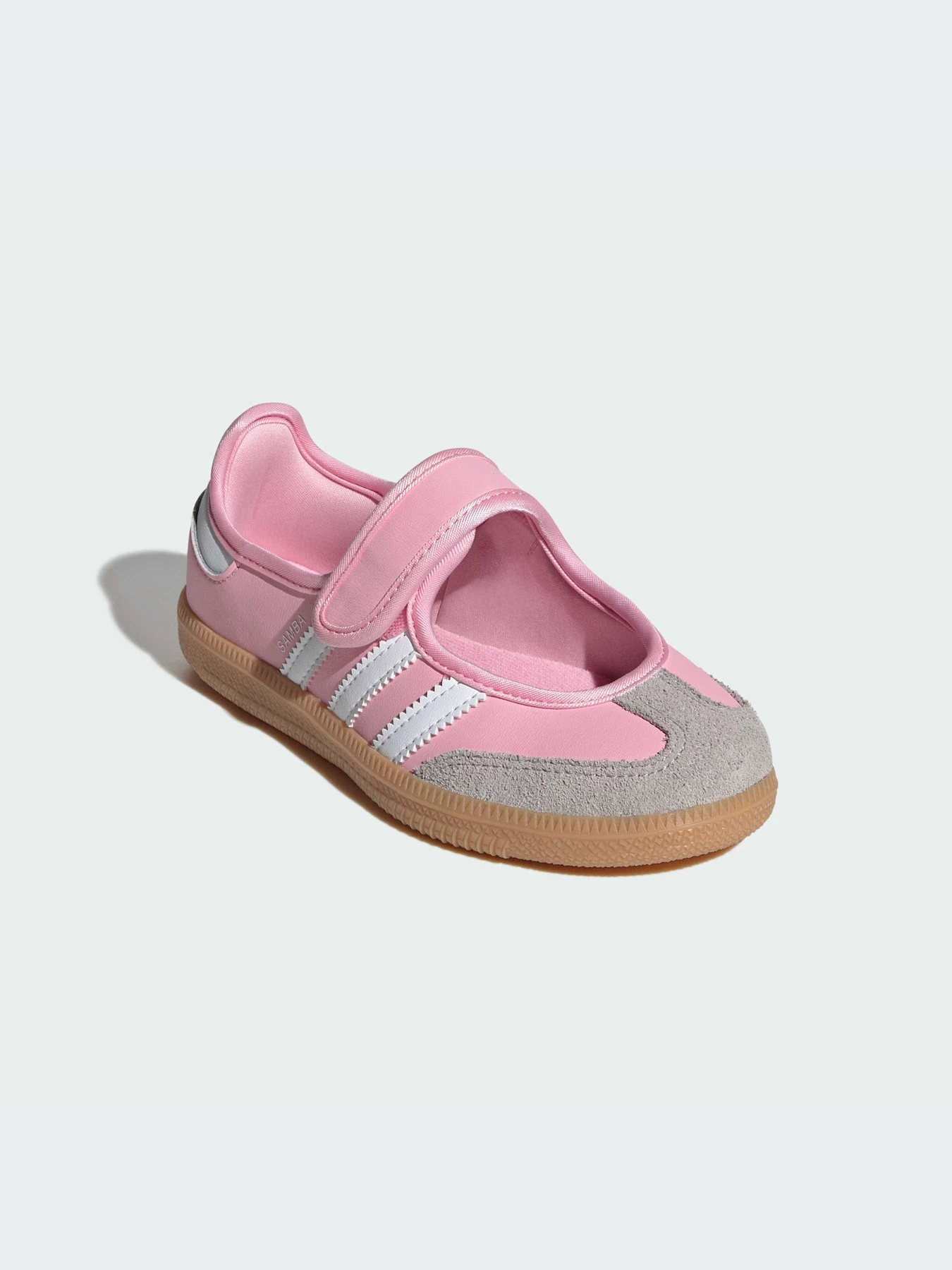 Кроссовки Adidas модель JP9541-KZ Кроссовки Adidas модель JP9541-KZ Фото