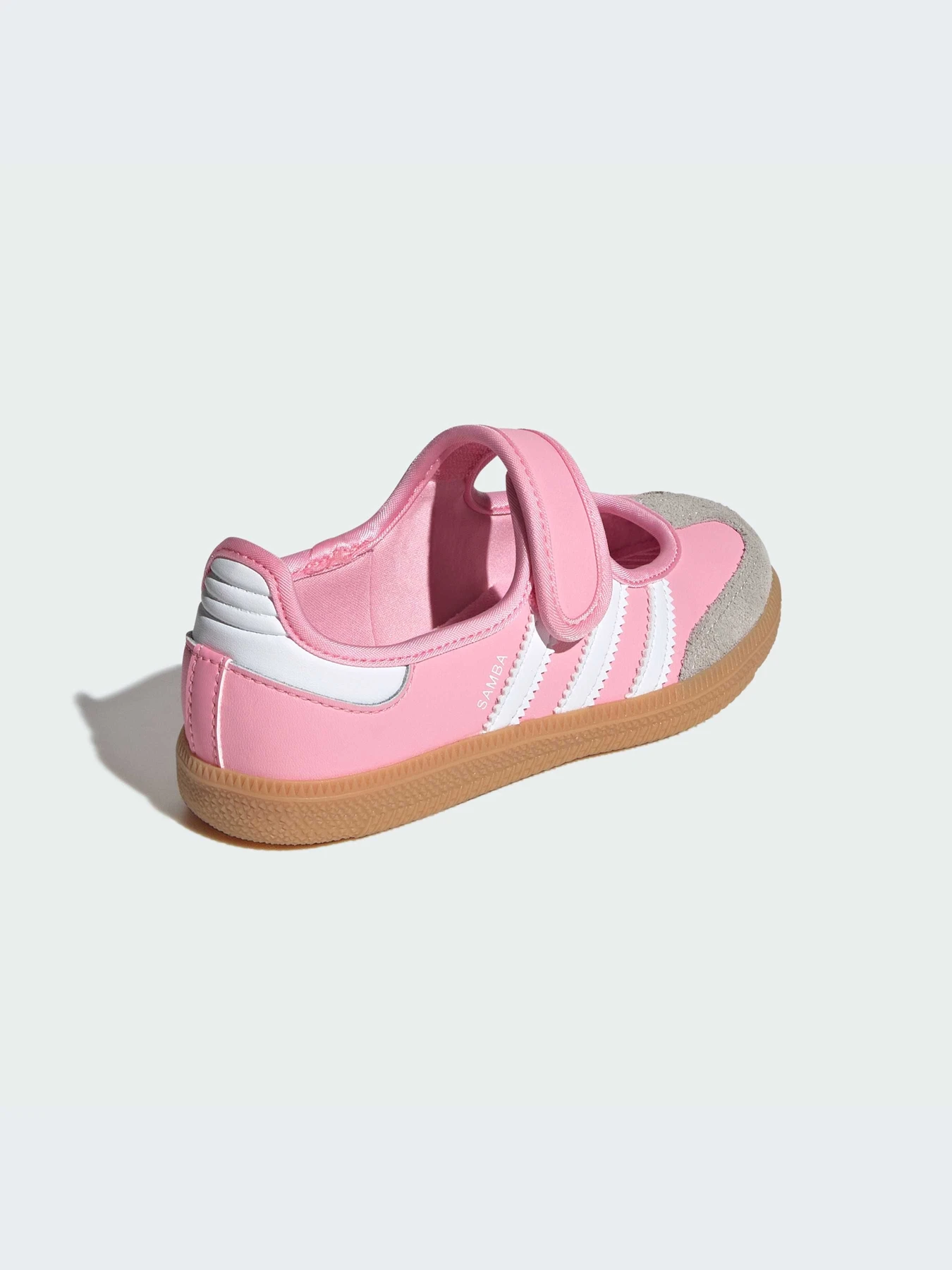 Кроссовки Adidas модель JP9541-KZ Кроссовки Adidas модель JP9541-KZ Фото
