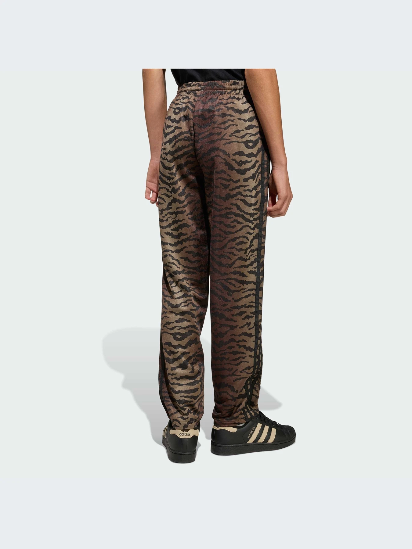 Брюки Adidas модель KD3200-KZ Брюки Adidas модель KD3200-KZ Фото