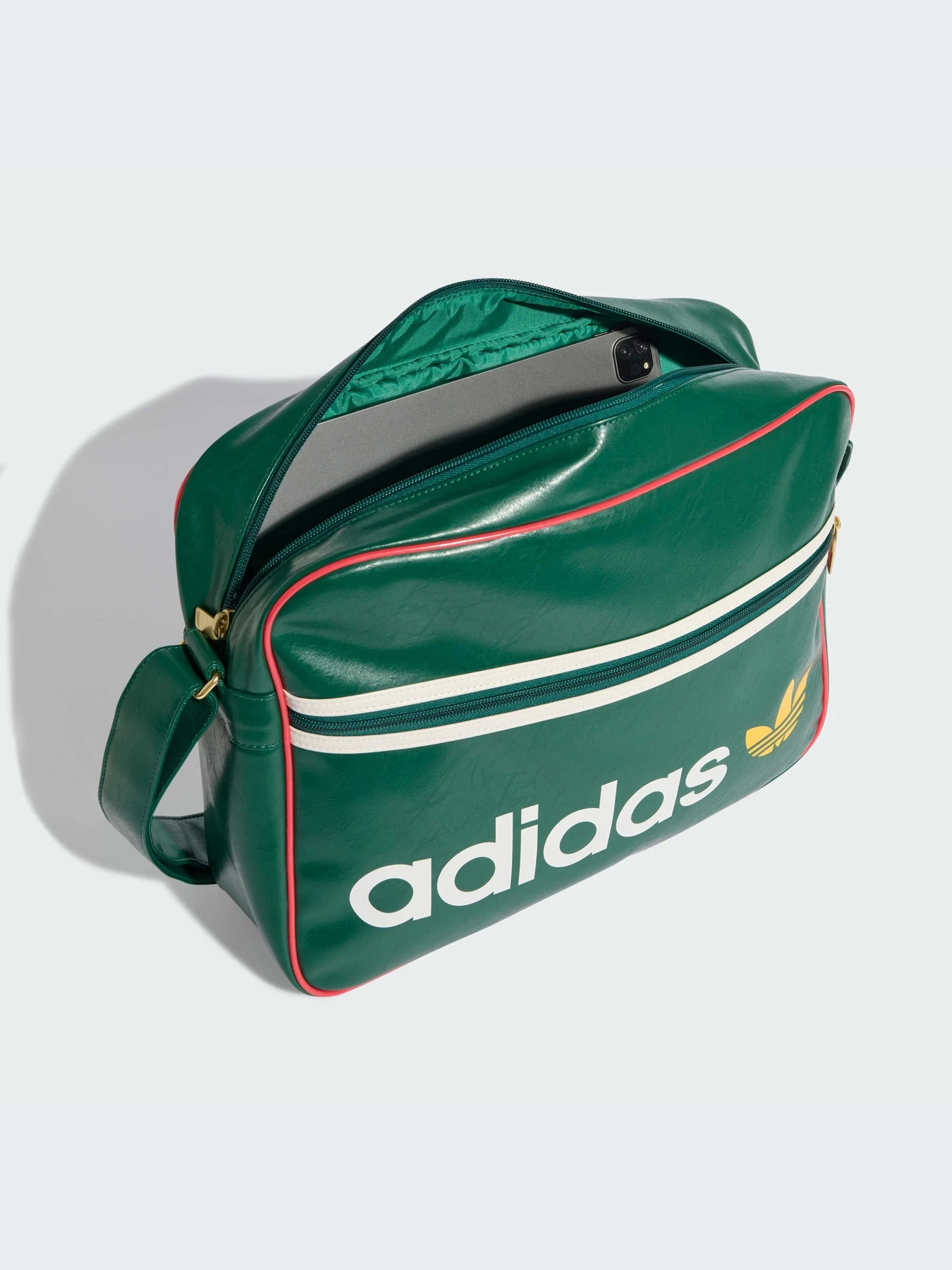 Сумки Adidas модель KE0142-KZ Сумки Adidas модель KE0142-KZ Фото