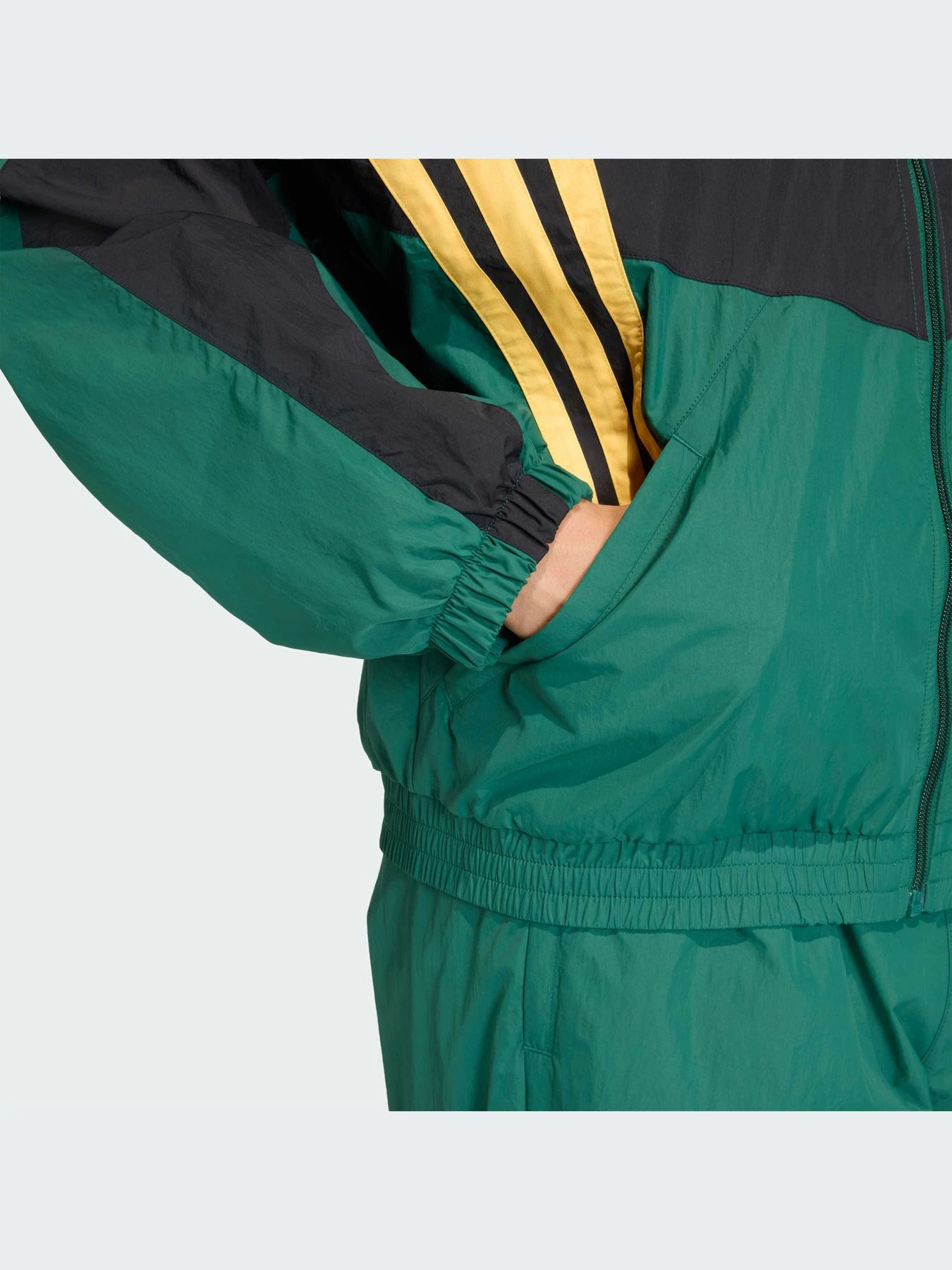 Худи и свитшоты Adidas модель KS8325-KZ Худи и свитшоты Adidas модель KS8325-KZ Фото
