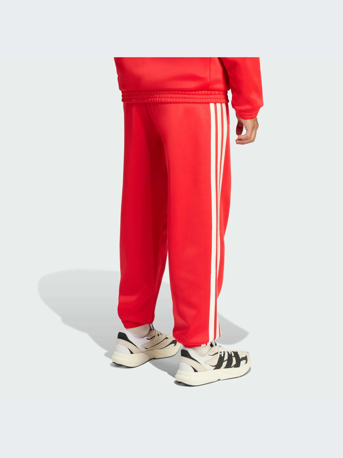 Брюки Adidas модель KE9573-KZ Брюки Adidas модель KE9573-KZ Фото