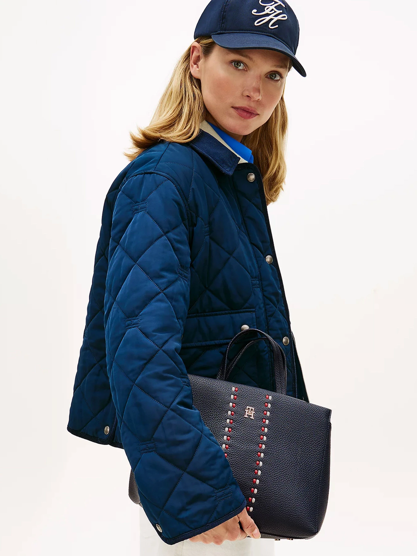 Сумки Tommy Hilfiger модель AW0AW18155-DW6 Сумки Tommy Hilfiger модель AW0AW18155-DW6 Фото