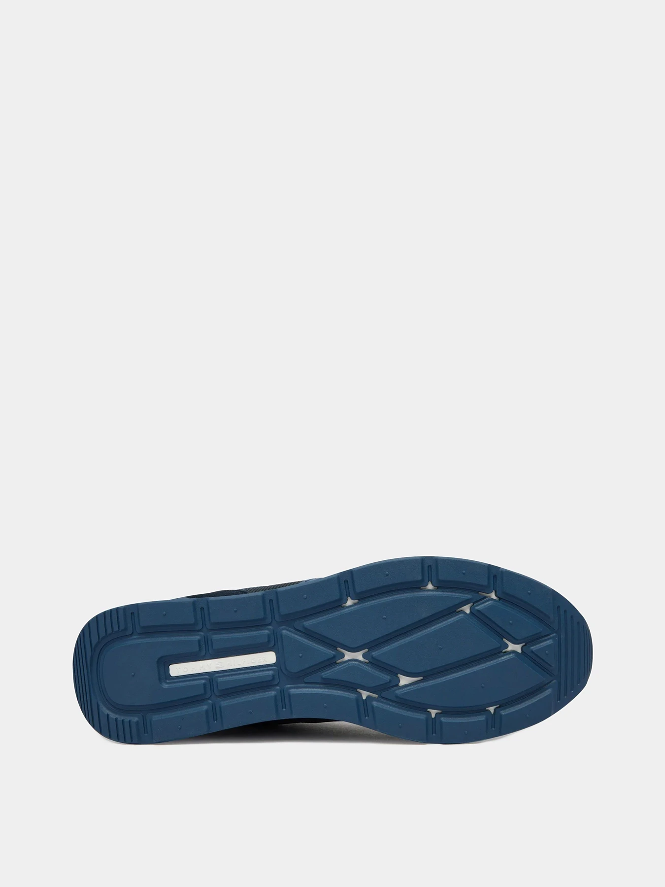 Кроссовки Tommy Hilfiger модель FM0FM05679-DW5 Кроссовки Tommy Hilfiger модель FM0FM05679-DW5 Фото