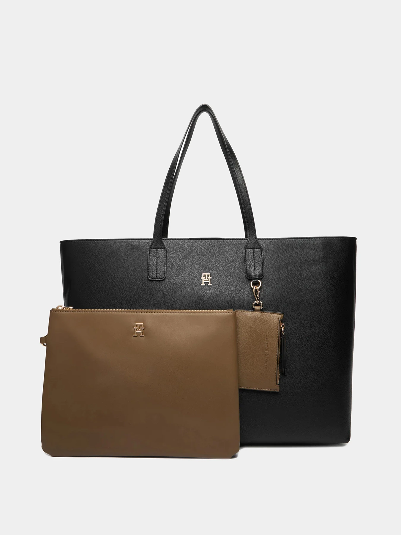 Сумки Tommy Hilfiger модель AW0AW18173-BDS Сумки Tommy Hilfiger модель AW0AW18173-BDS Фото