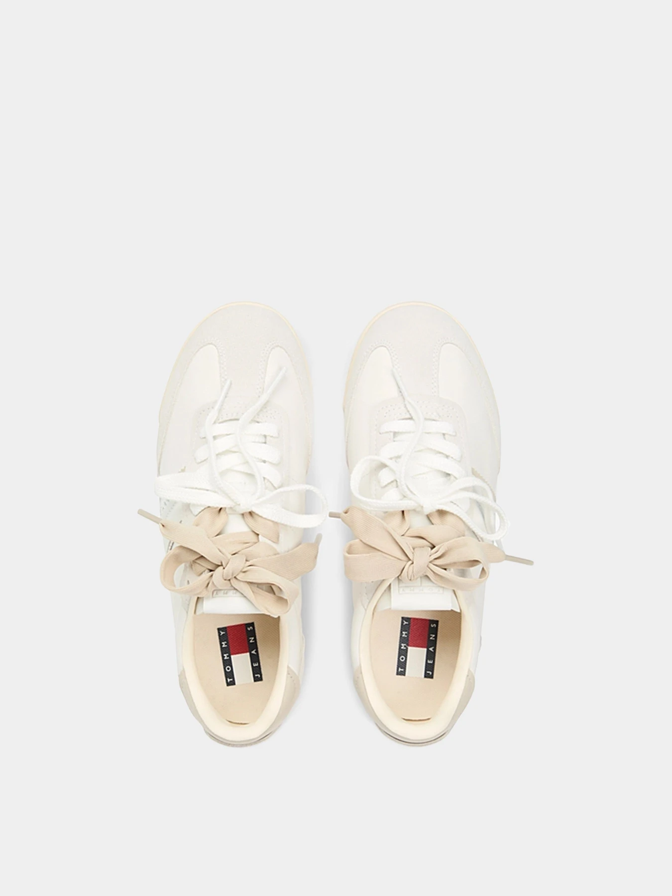 Кроссовки Tommy Hilfiger модель EN0EN03001-0GA Кроссовки Tommy Hilfiger модель EN0EN03001-0GA Фото
