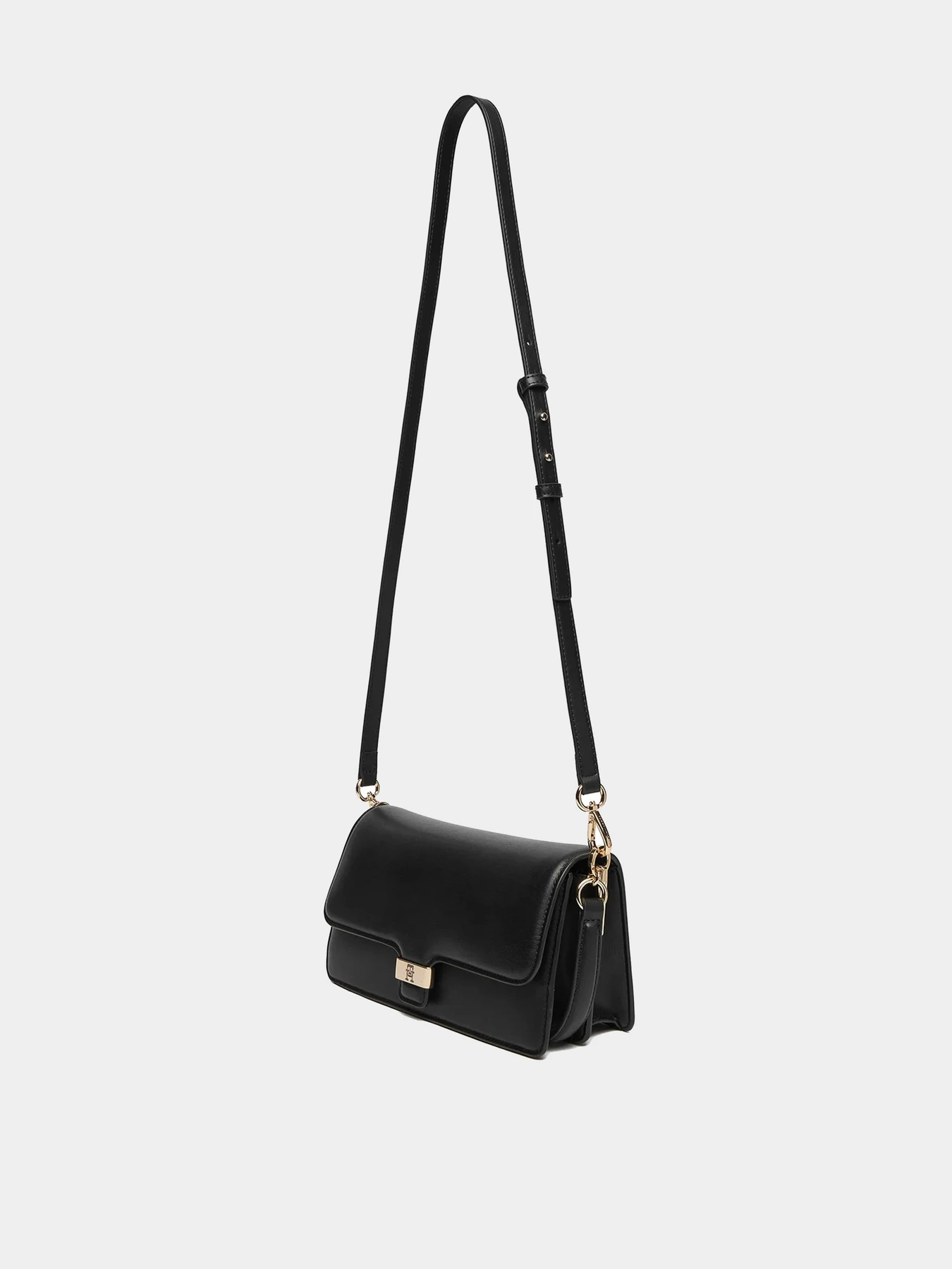 Сумки Tommy Hilfiger модель AW0AW18029-BDS Сумки Tommy Hilfiger модель AW0AW18029-BDS Фото