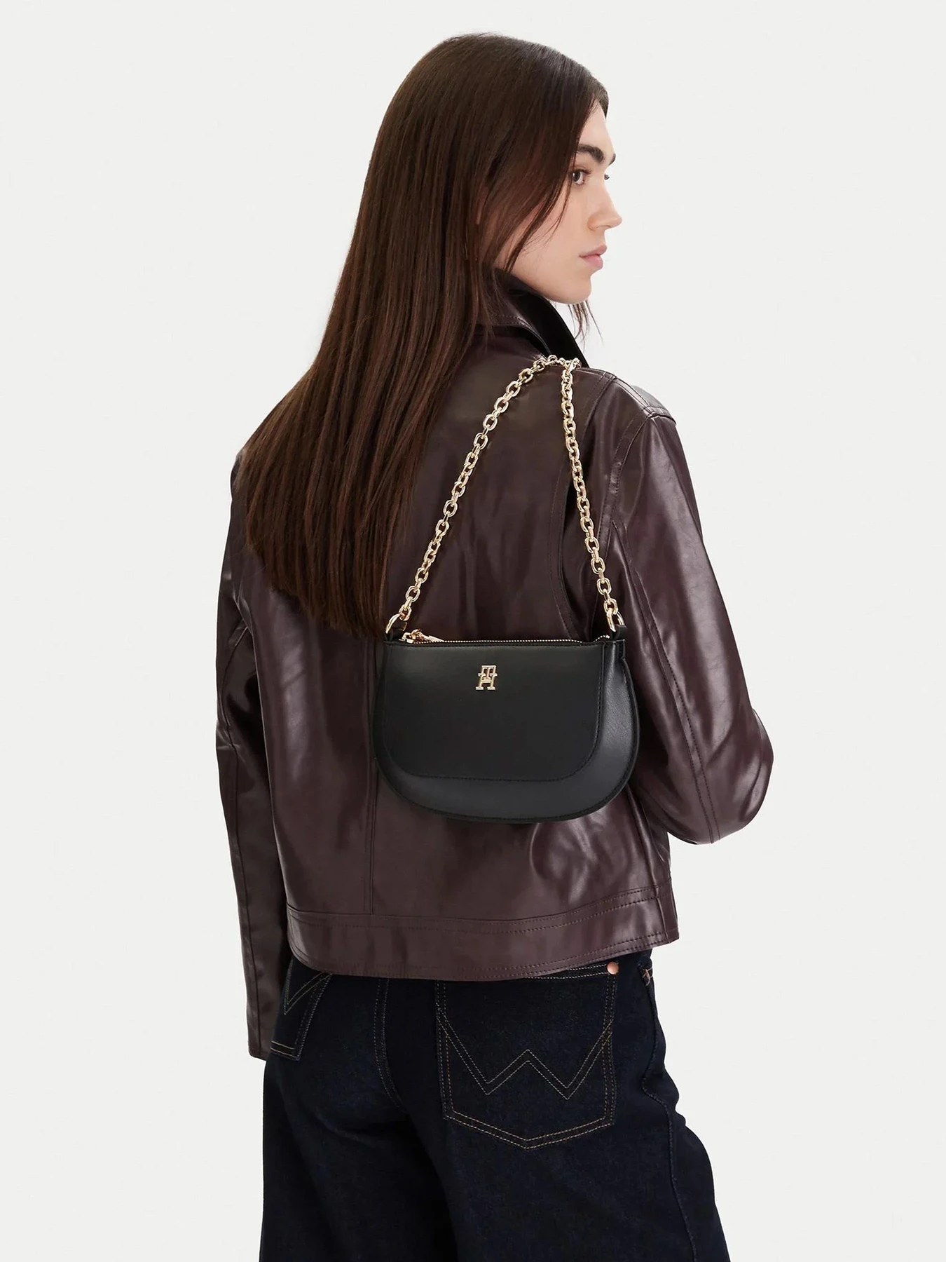 Сумки Tommy Hilfiger модель AW0AW18142-BDS Сумки Tommy Hilfiger модель AW0AW18142-BDS Фото