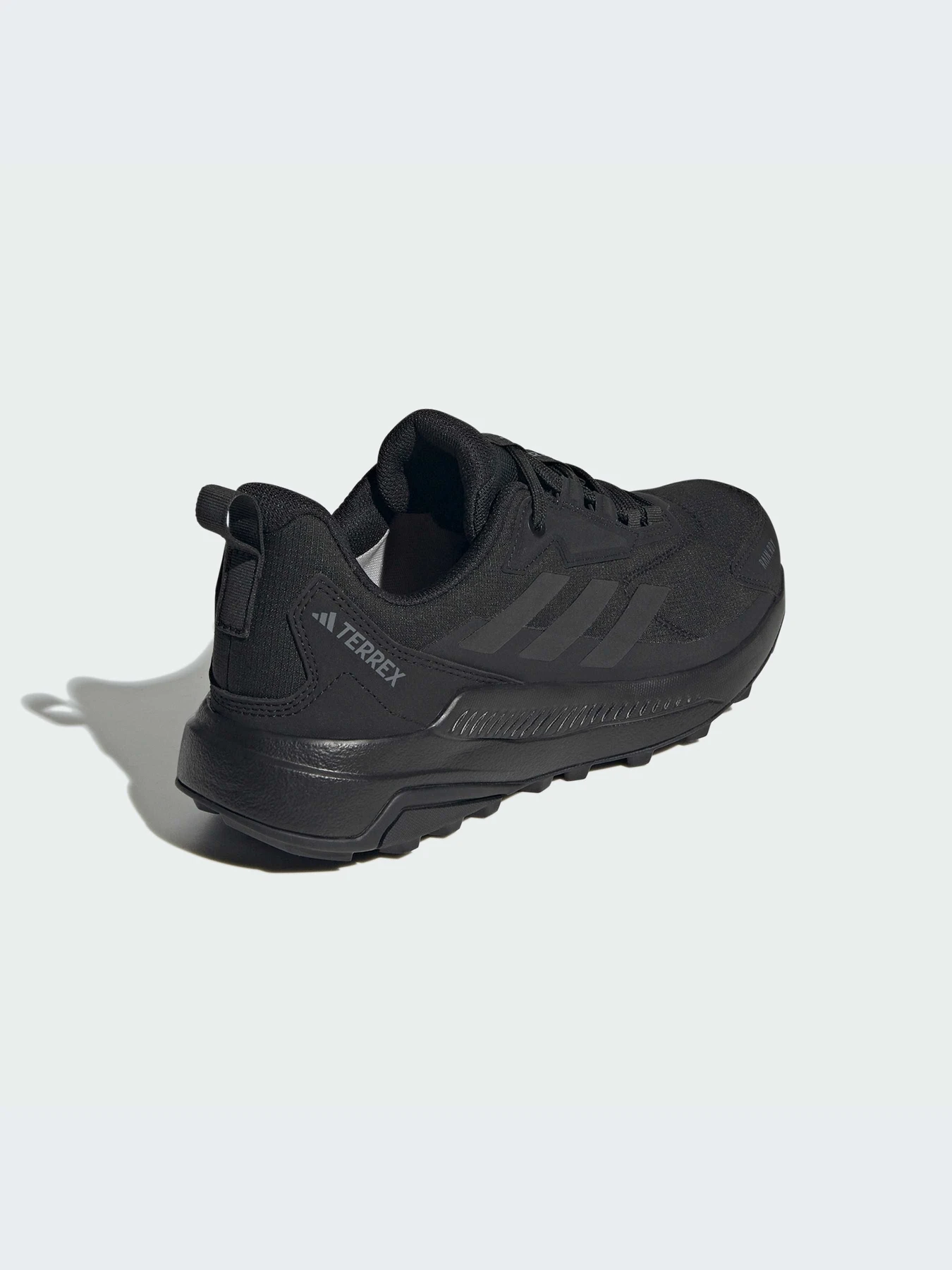 Кроссовки Adidas модель ID3469-KZ Кроссовки Adidas модель ID3469-KZ Фото