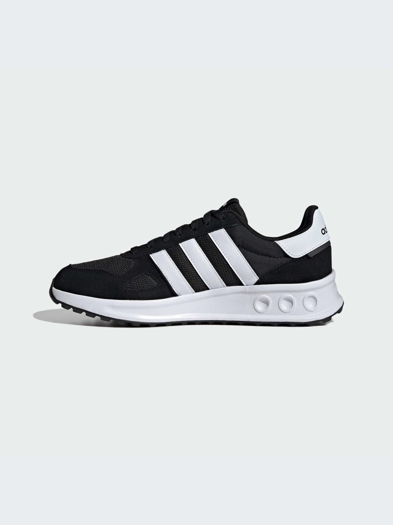 Кроссовки Adidas модель IH8613-KZ Кроссовки Adidas модель IH8613-KZ Фото