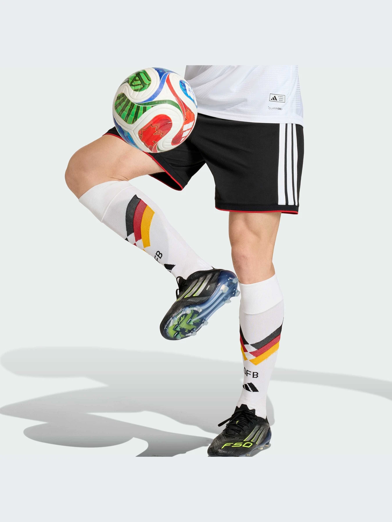 Шорты Adidas модель JN2073-KZ Шорты Adidas модель JN2073-KZ Фото