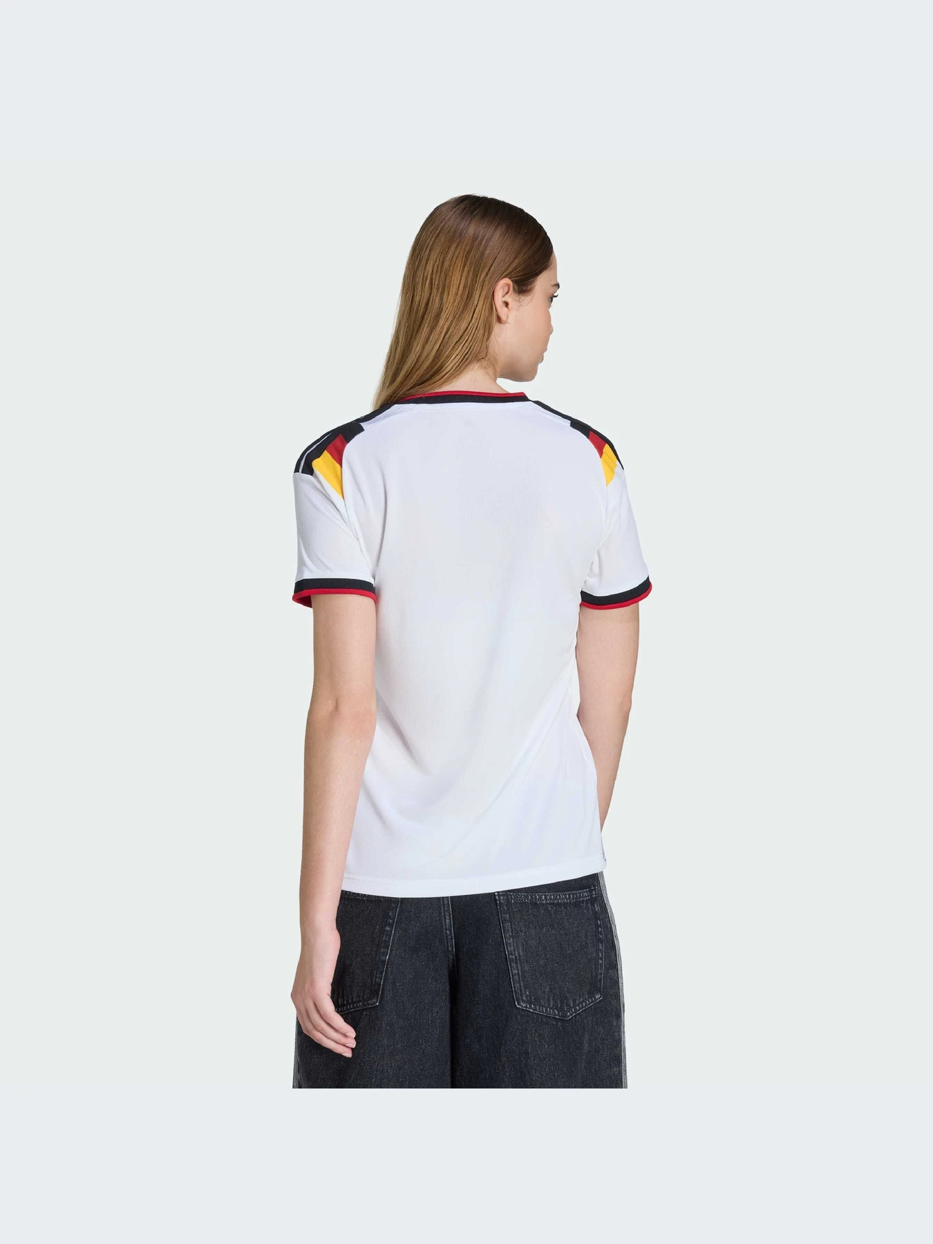 Футболки и поло Adidas модель JZ4559-KZ Футболки и поло Adidas модель JZ4559-KZ Фото