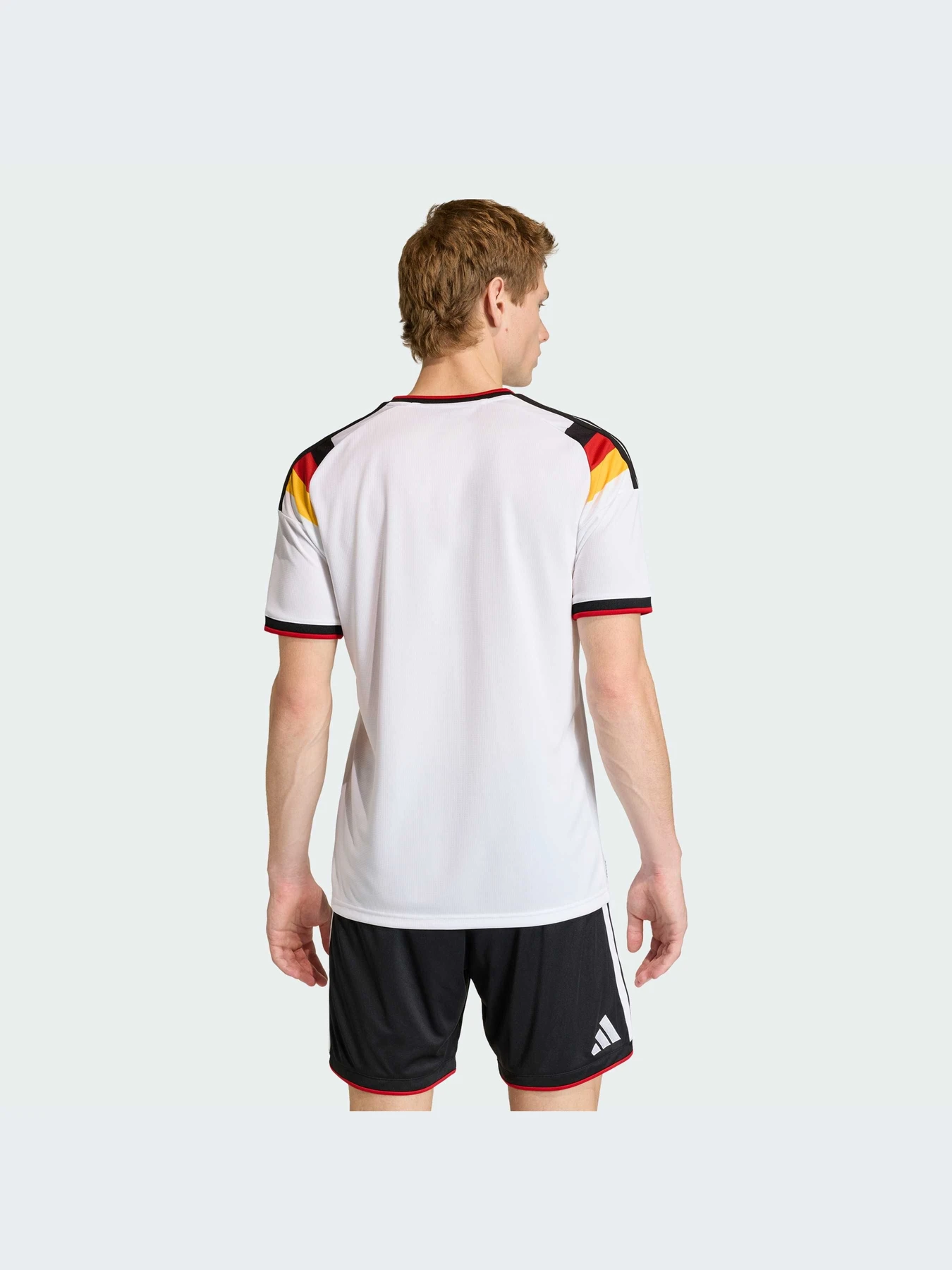 Футболки и поло Adidas модель KD8363-KZ Футболки и поло Adidas модель KD8363-KZ Фото